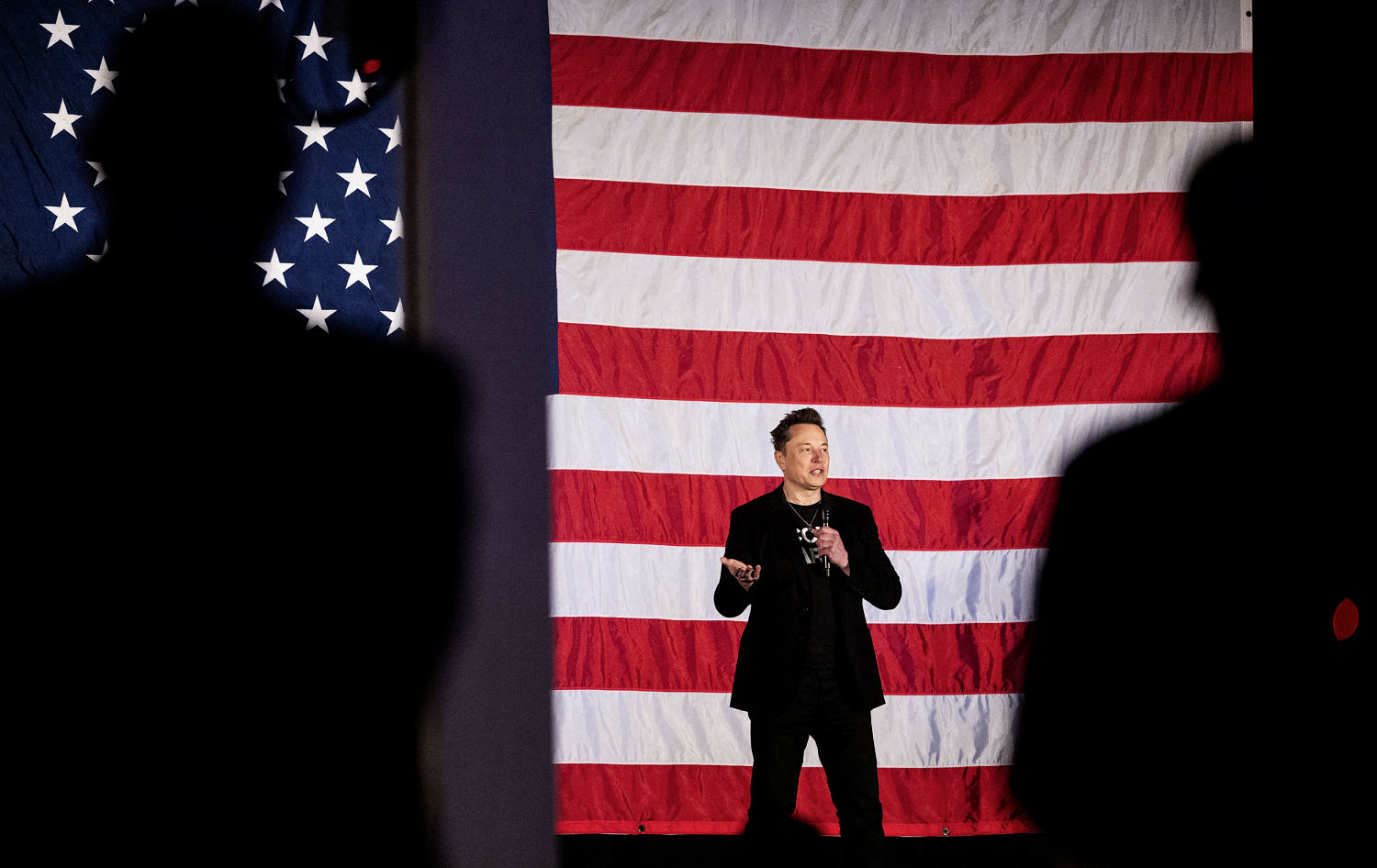 Elon Musk defends $1 million giveaway after Justice Department warning