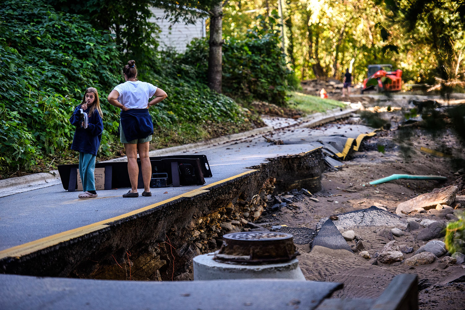 Hope fades in search for Helene flooding survivors