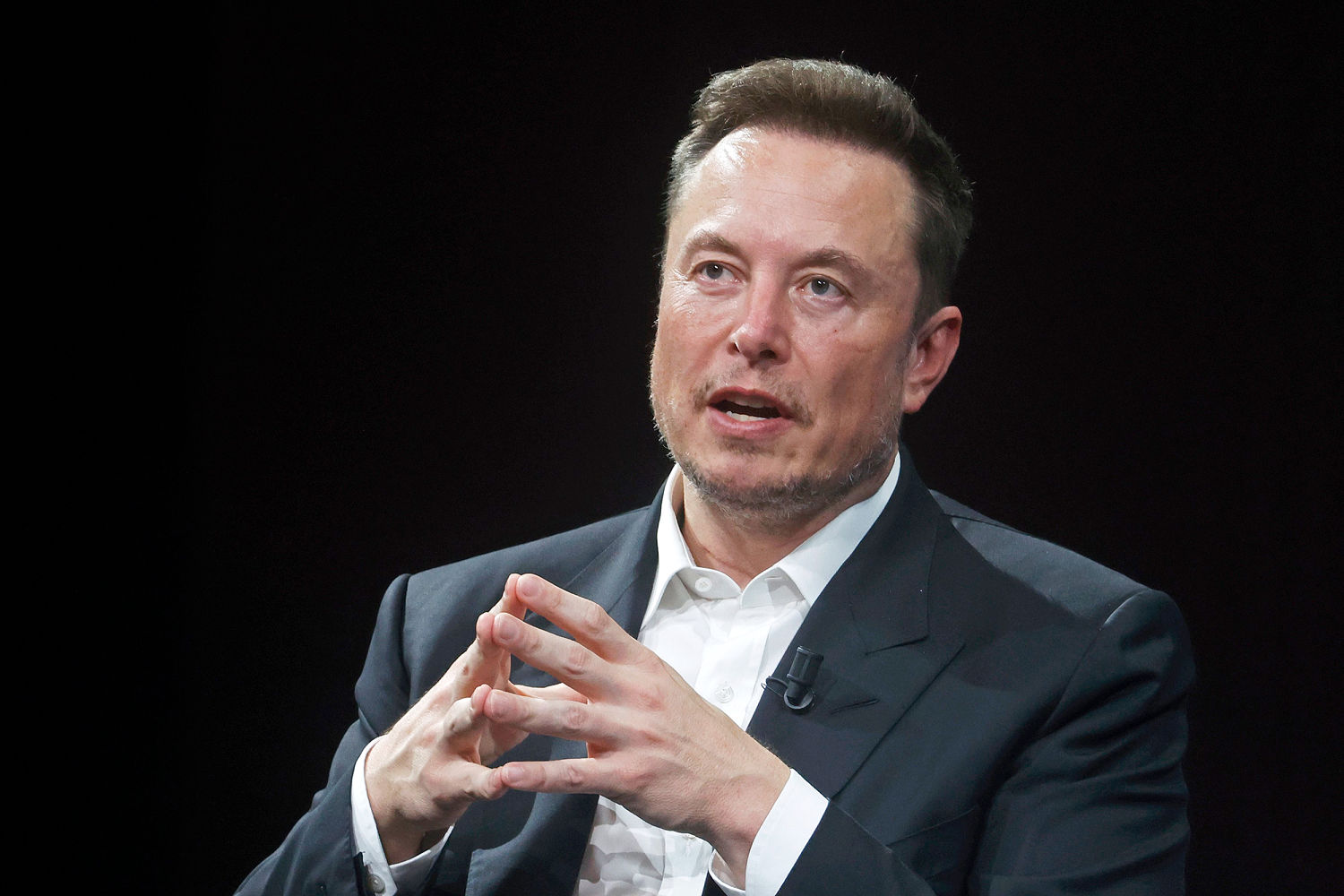 Justice Department warns Musk's America PAC that $1M voter giveaways could be illegal