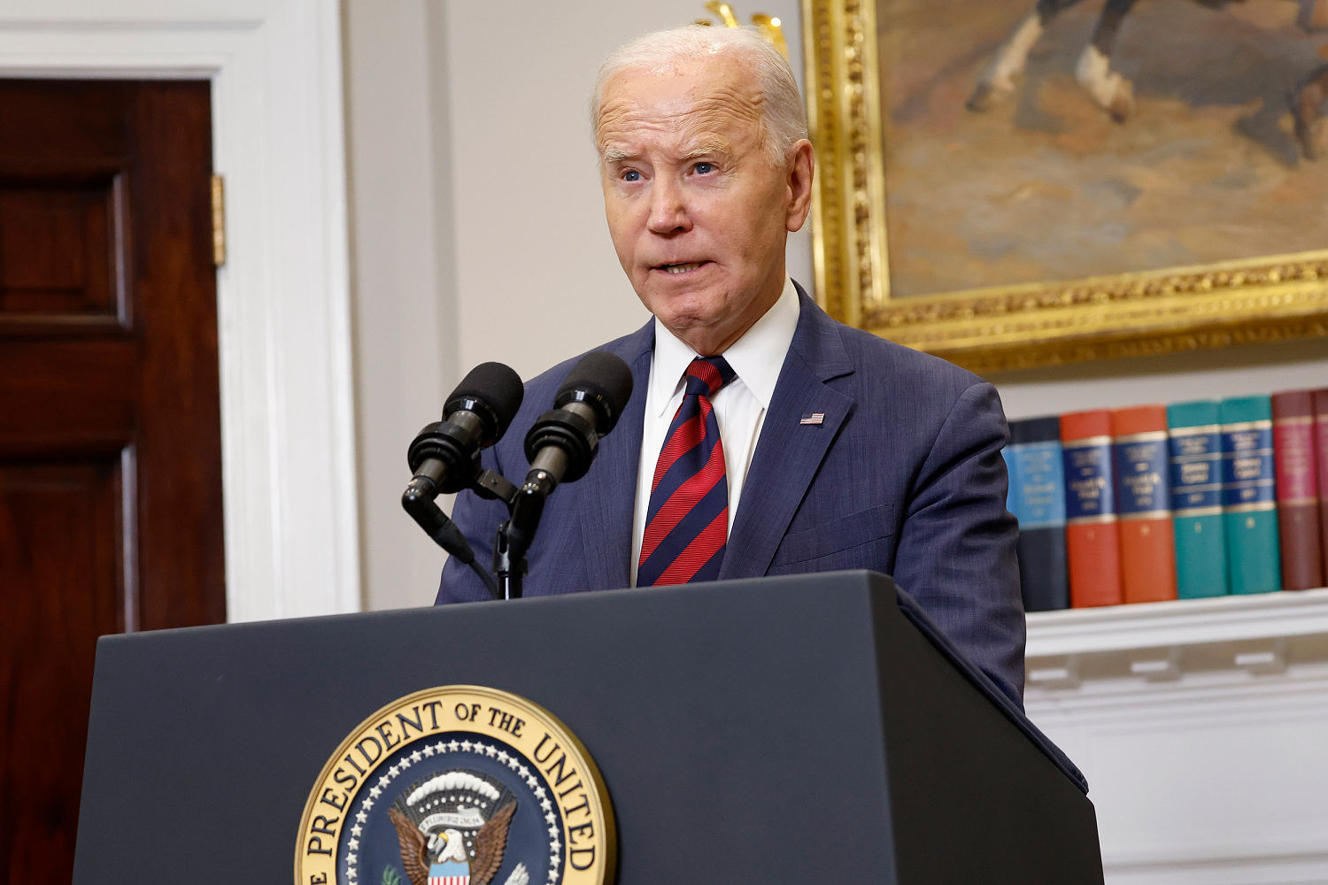 Biden didn't know Ron DeSantis had refused to take Harris' call when he praised him as 'gracious'