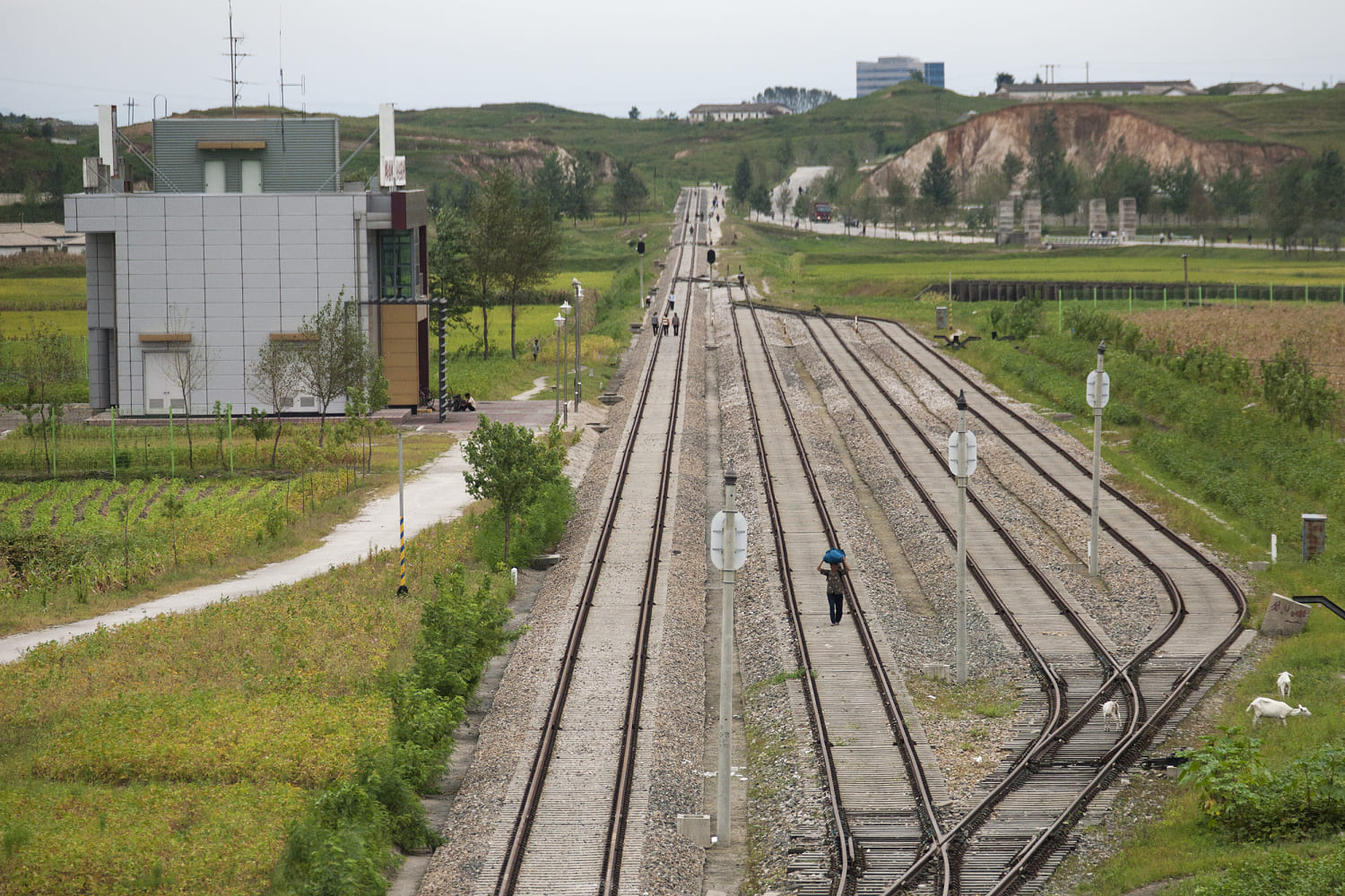 North Korean army to completely sever road and rail lines to South Korea