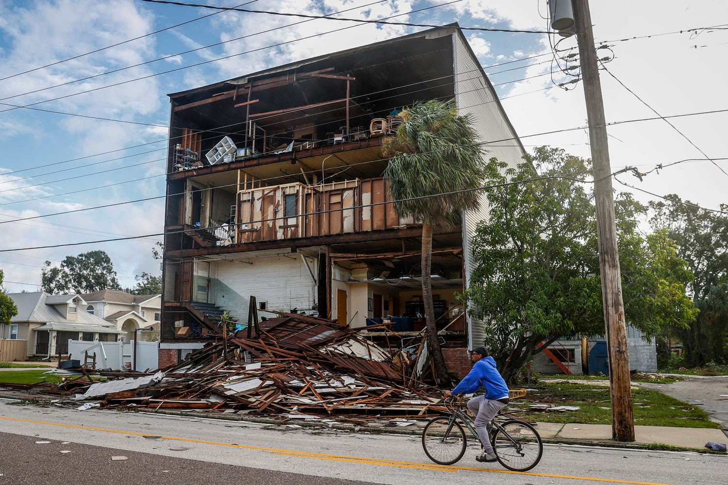 Florida Puerto Ricans enduring Hurricane Milton grapple with grim memories of Hurricane Maria