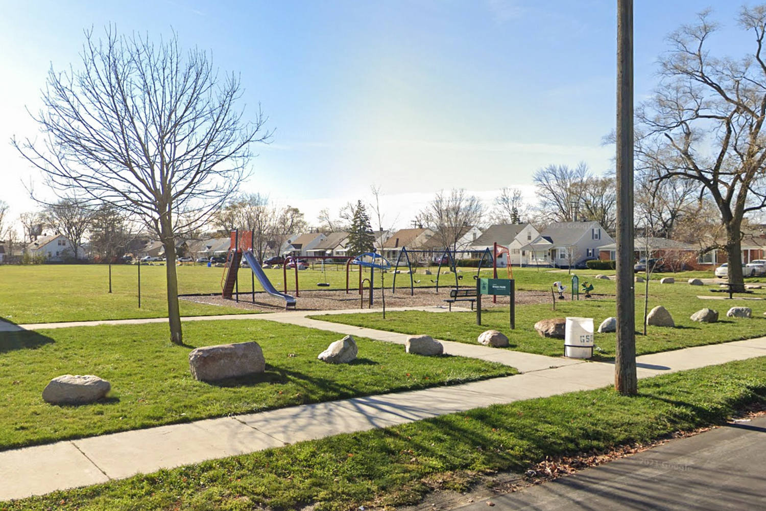 Man accused of slashing 7-year-old girl's neck at a Detroit park