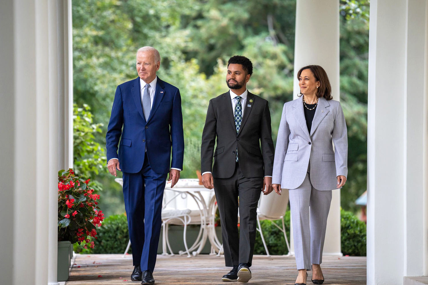 241022 joe biden Maxwell Alejandro Frost kamala harris 2023 ac 810p 8deb11