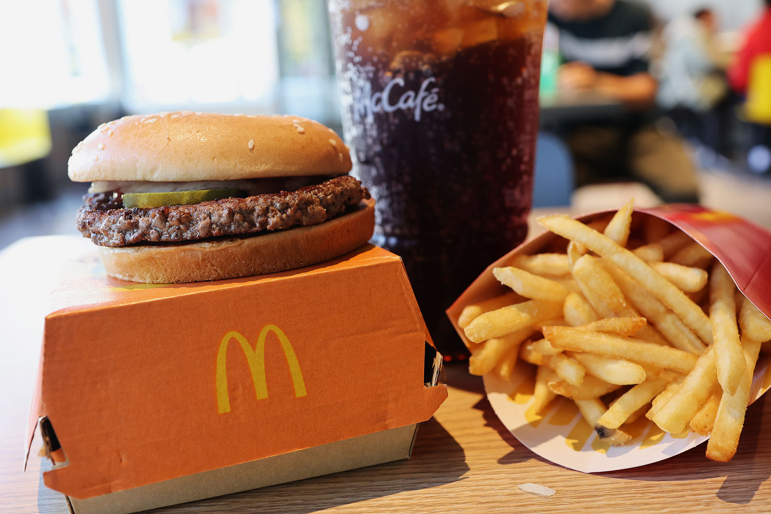 McDonald's zeroes in on onions as the likely source of deadly E. coli outbreak