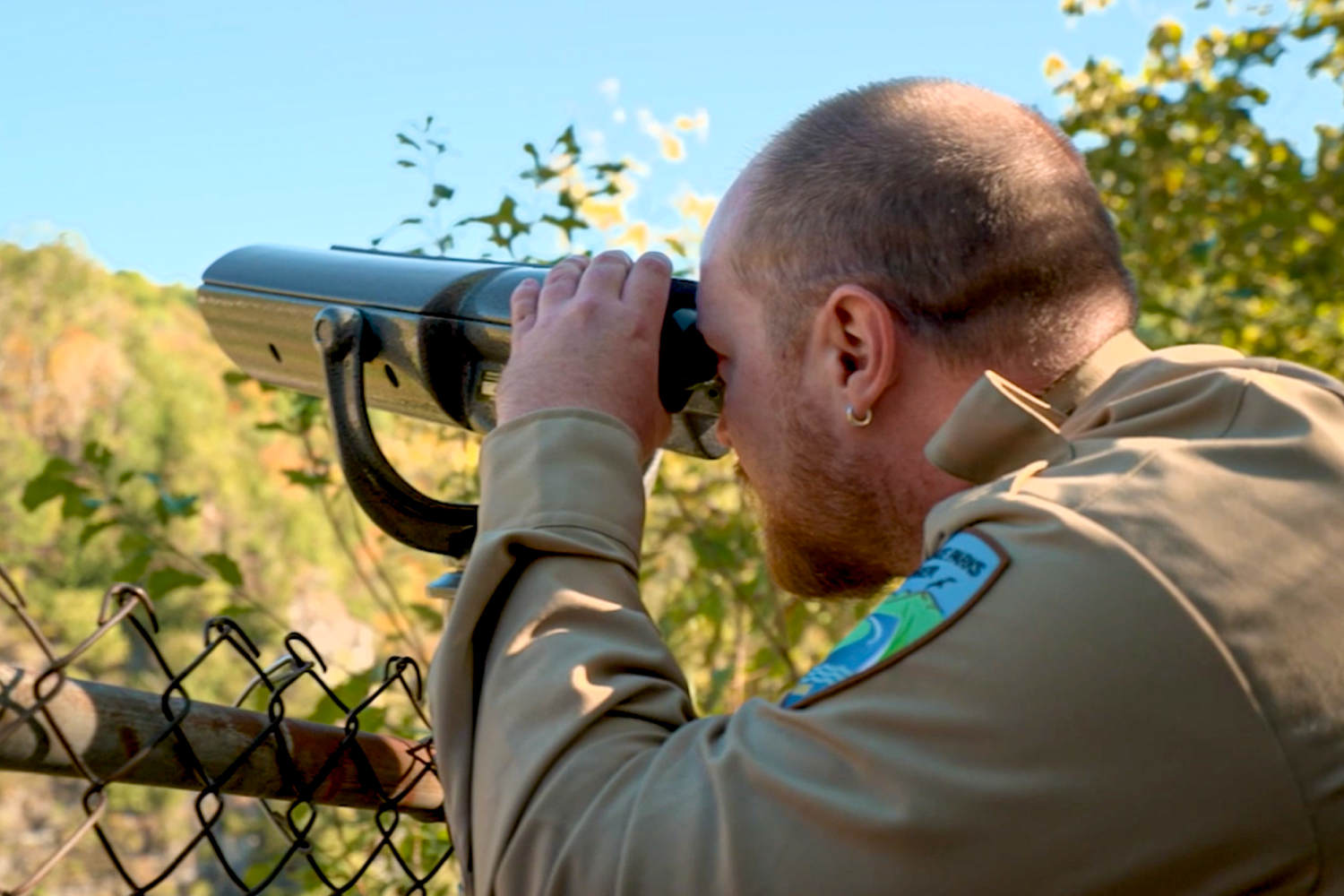 Colorblind viewfinders in Virginia parks allow guests to experience fall foliage in full color