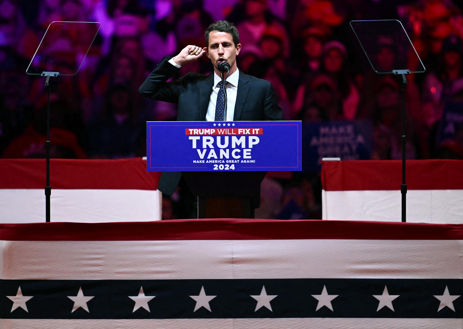 As Trump courts their vote, comedian at his rally makes racist jokes about Latinos and Puerto Rico