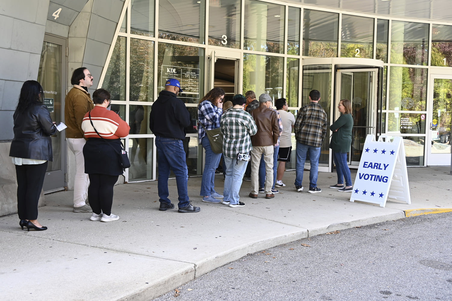 How to avoid misreading the early voting numbers