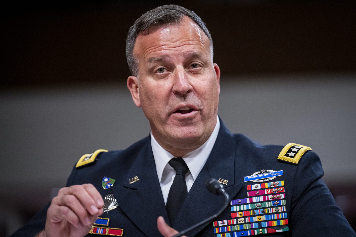 Top U.S. commander in Middle East being investigated on allegations of shoving a subordinate