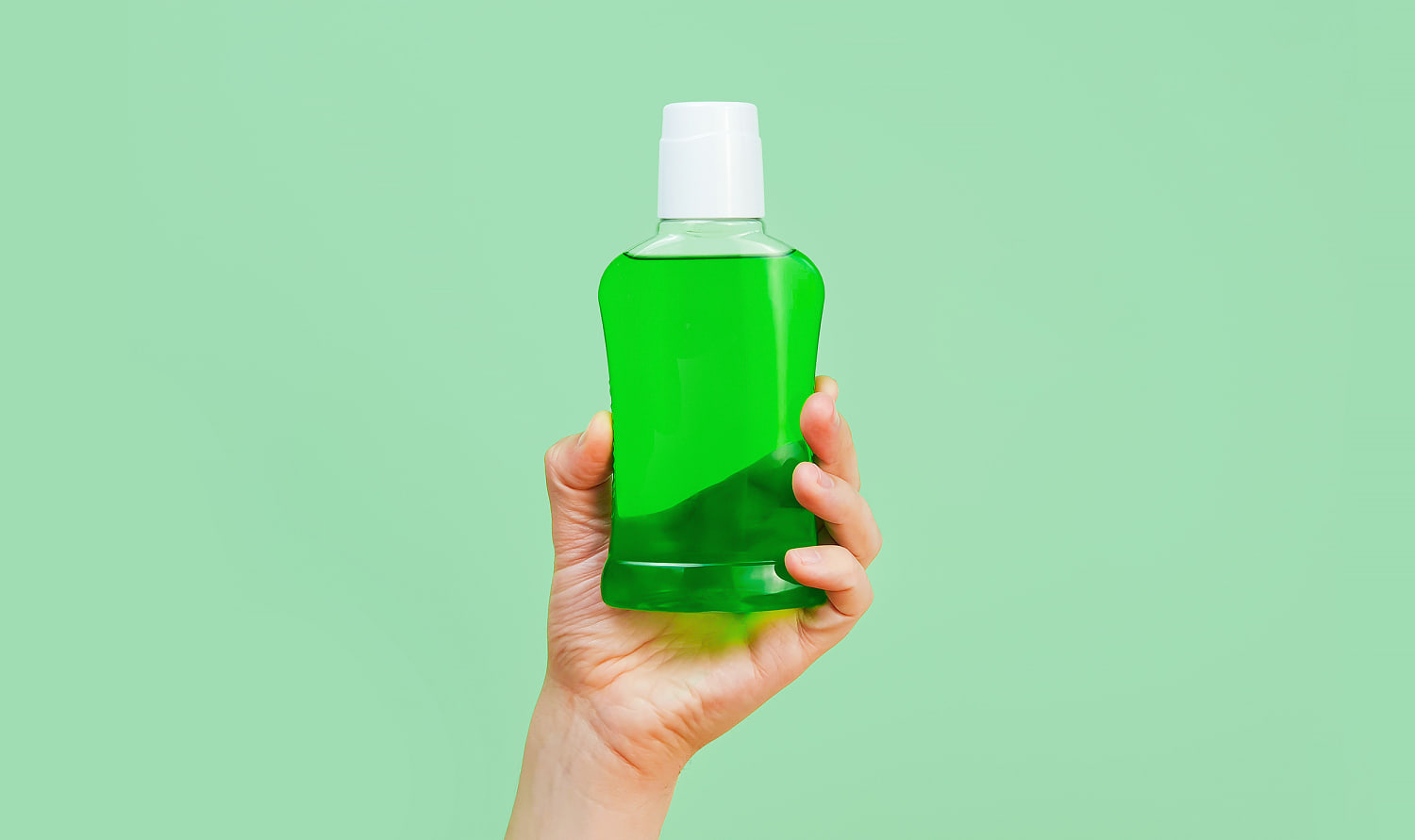 What's the healthiest mouthwash? 2 picks from dentists and caution about hidden risks