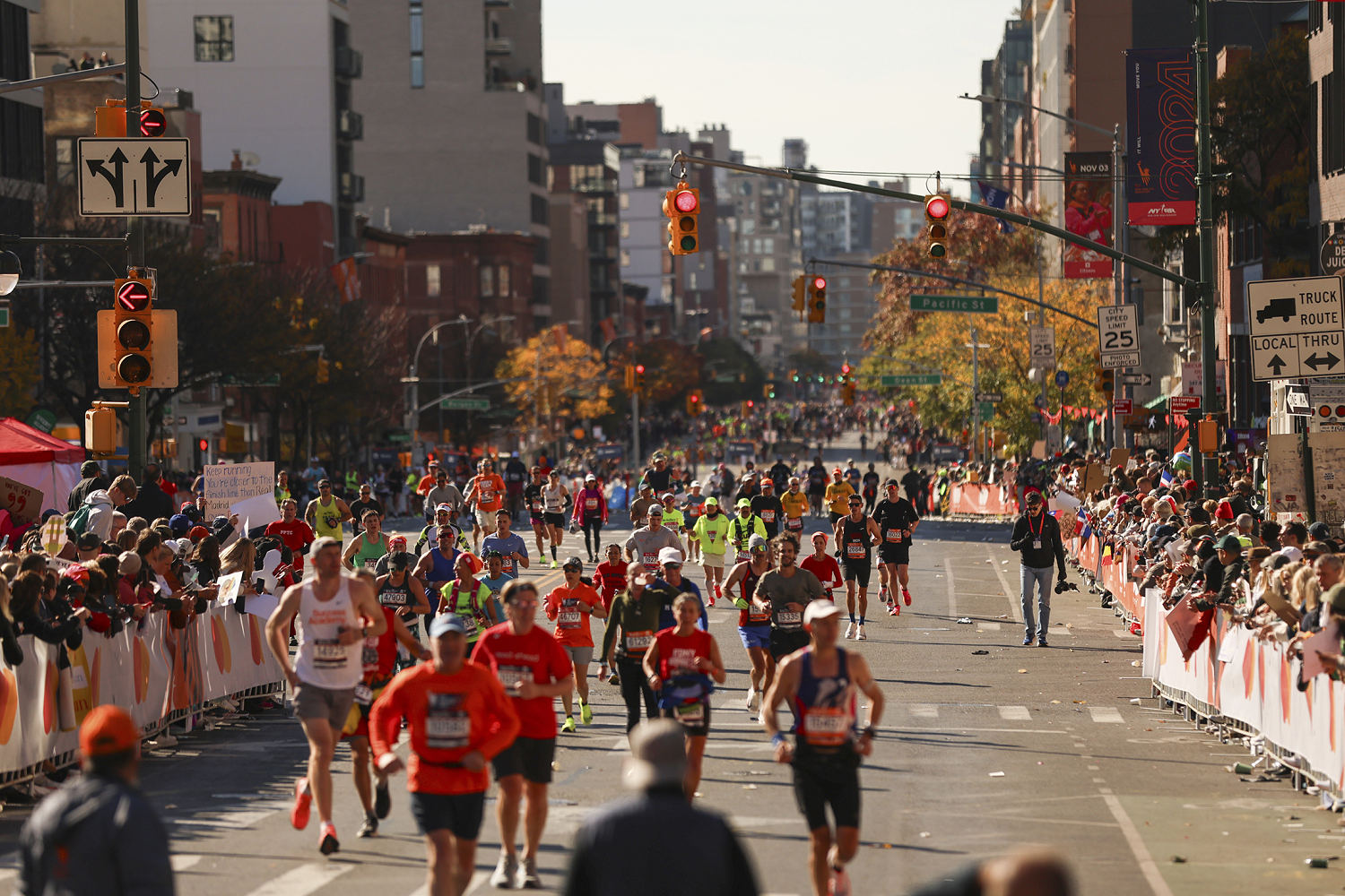 NYC Marathon bans running influencer after crew on e-bikes recorded him on course