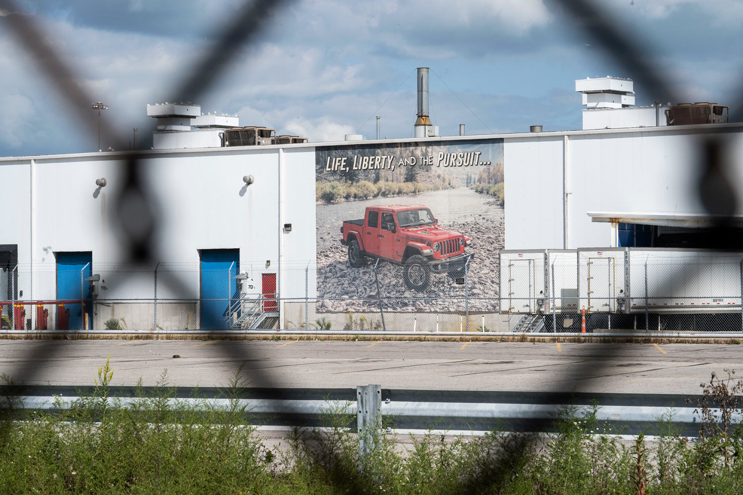 Stellantis to indefinitely lay off 1,100 workers at Jeep plant in Ohio