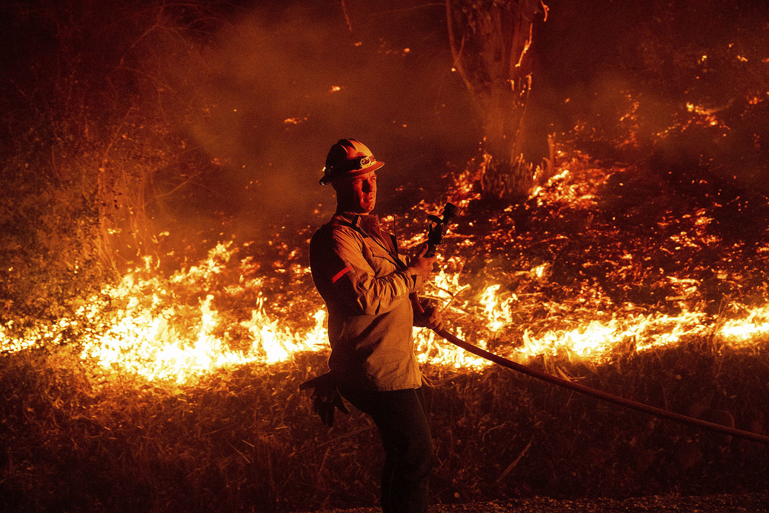 Fast-moving Mountain Fire prompts closures at Southern California colleges