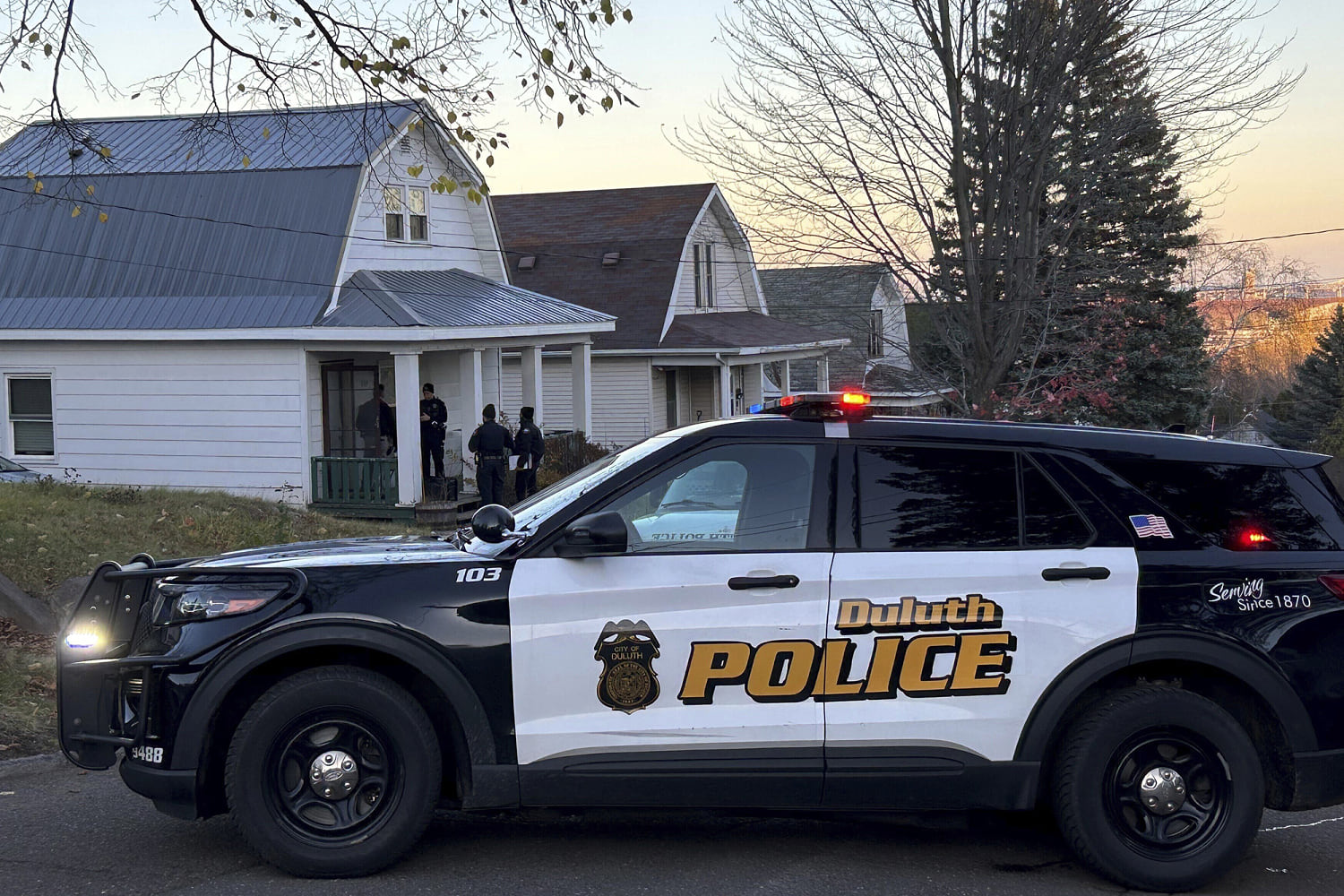 5 dead, including 2 juveniles, after quadruple murder-suicide at 2 homes in Minnesota