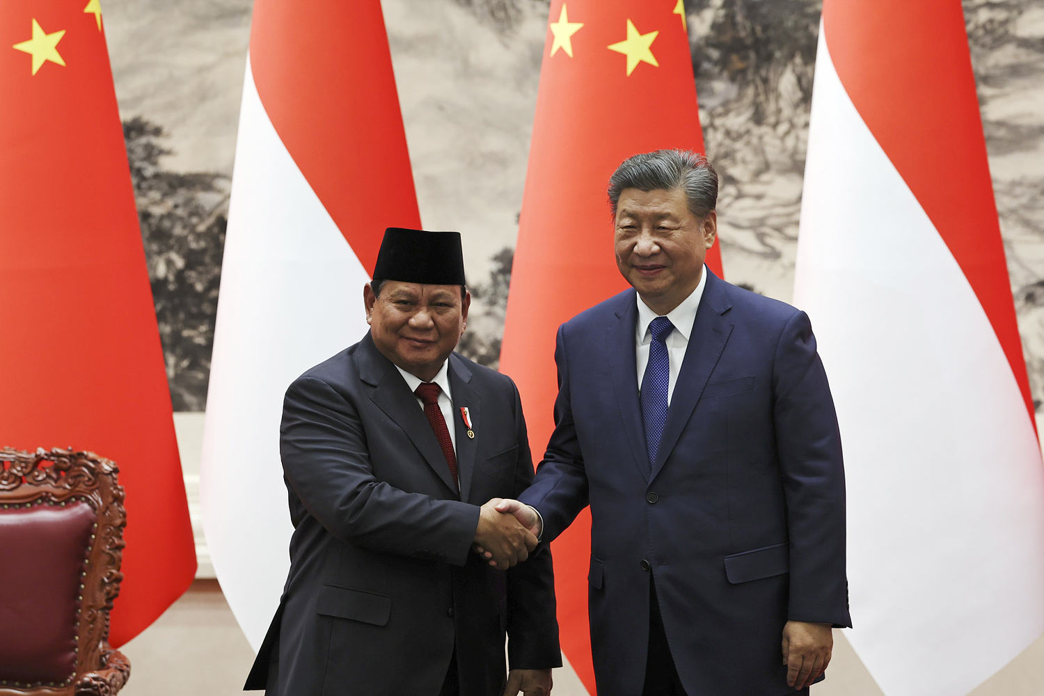 Indonesia’s new leader calls for collaboration with China before heading to the U.S.