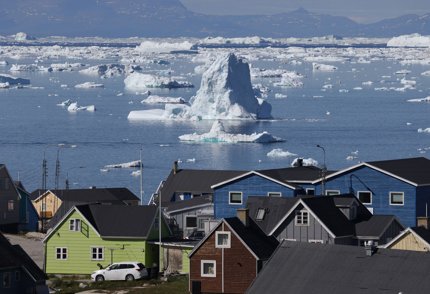 Scientists warn that a key Atlantic current could collapse, among other climate tipping points