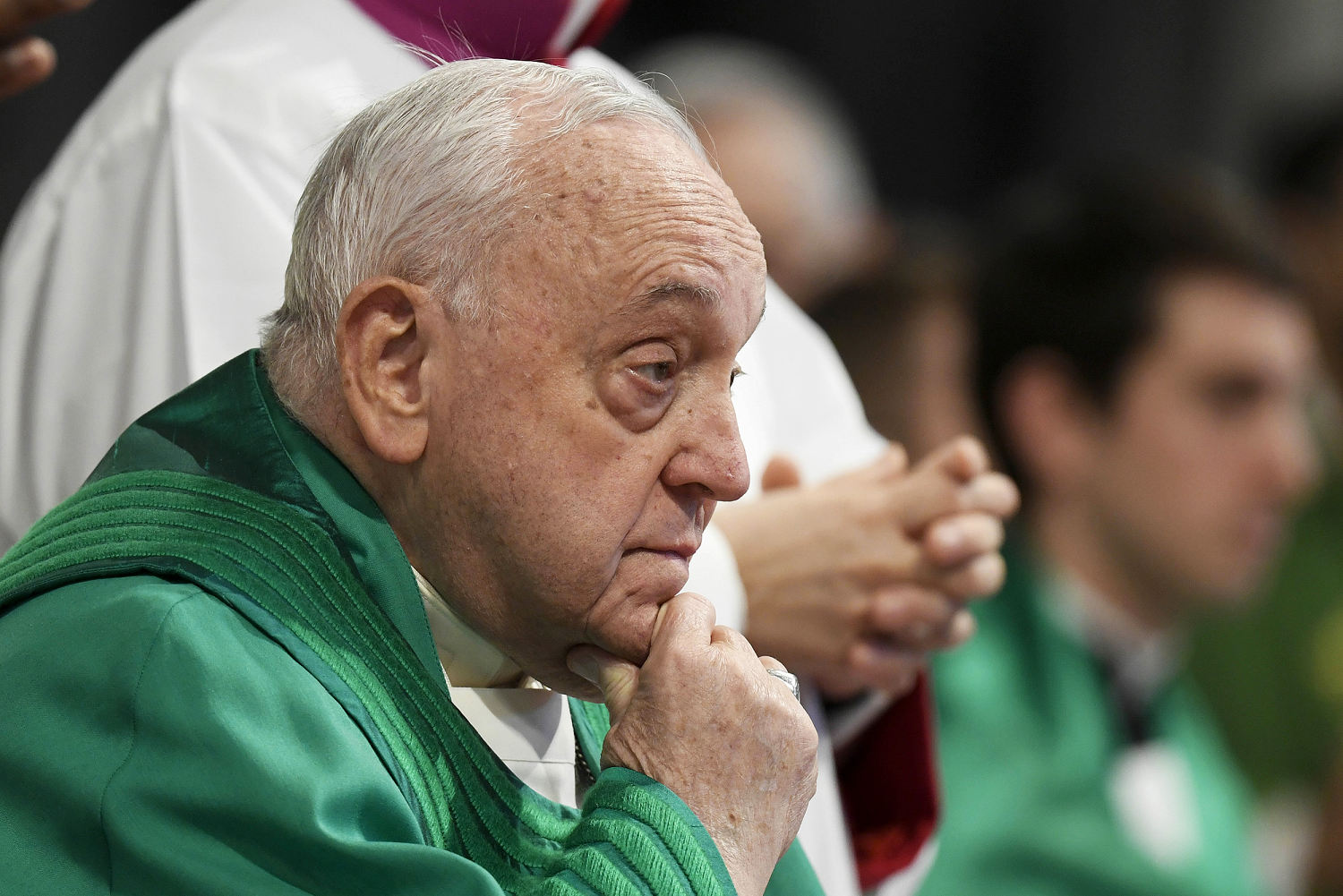 Pope Francis suggests international study into possible genocide in Gaza