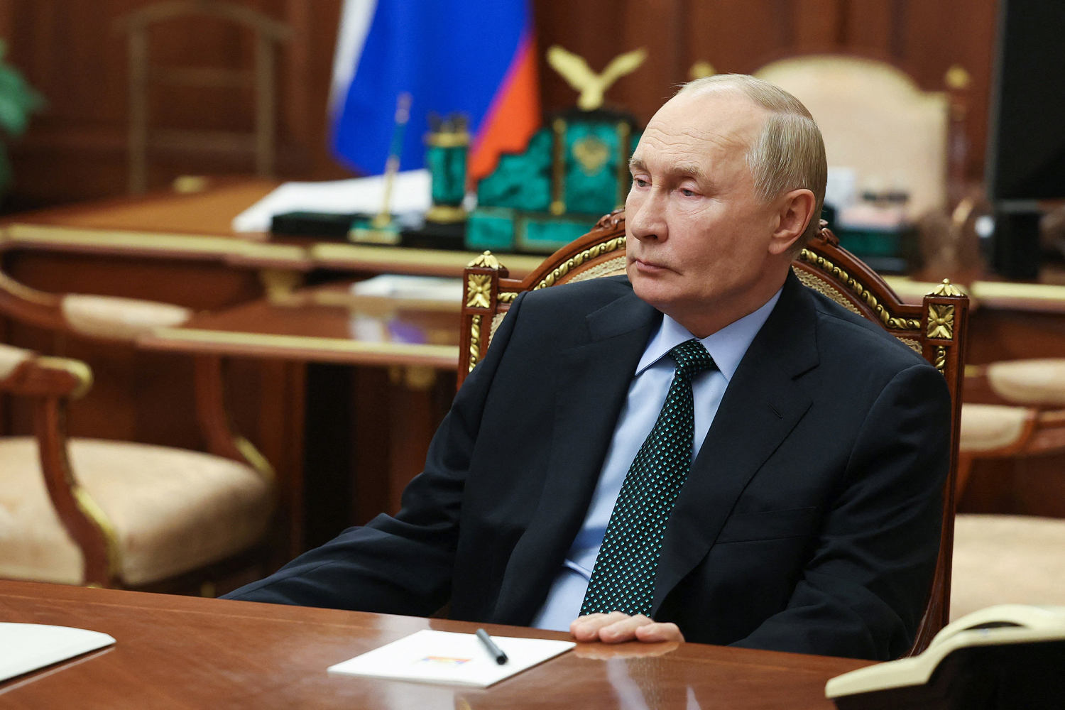 Putin lowers the bar for using nuclear weapons in new warning over Ukraine