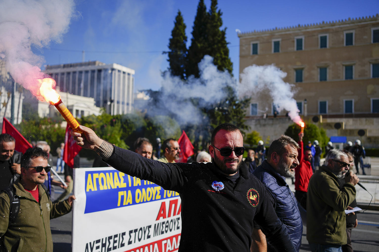 Greeks go on general strike demanding higher pay