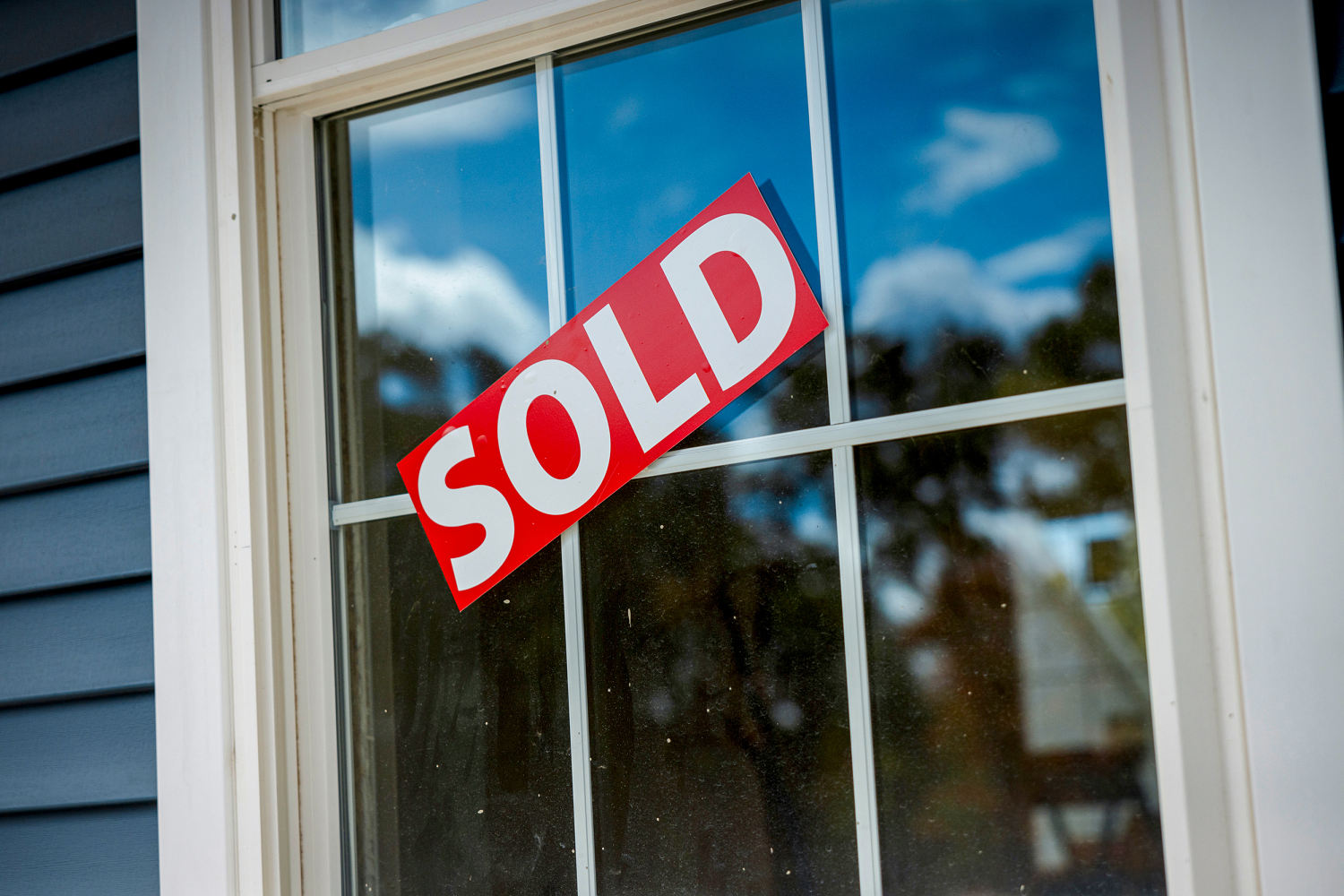 Home sales surged in October, just before mortgage rates jumped