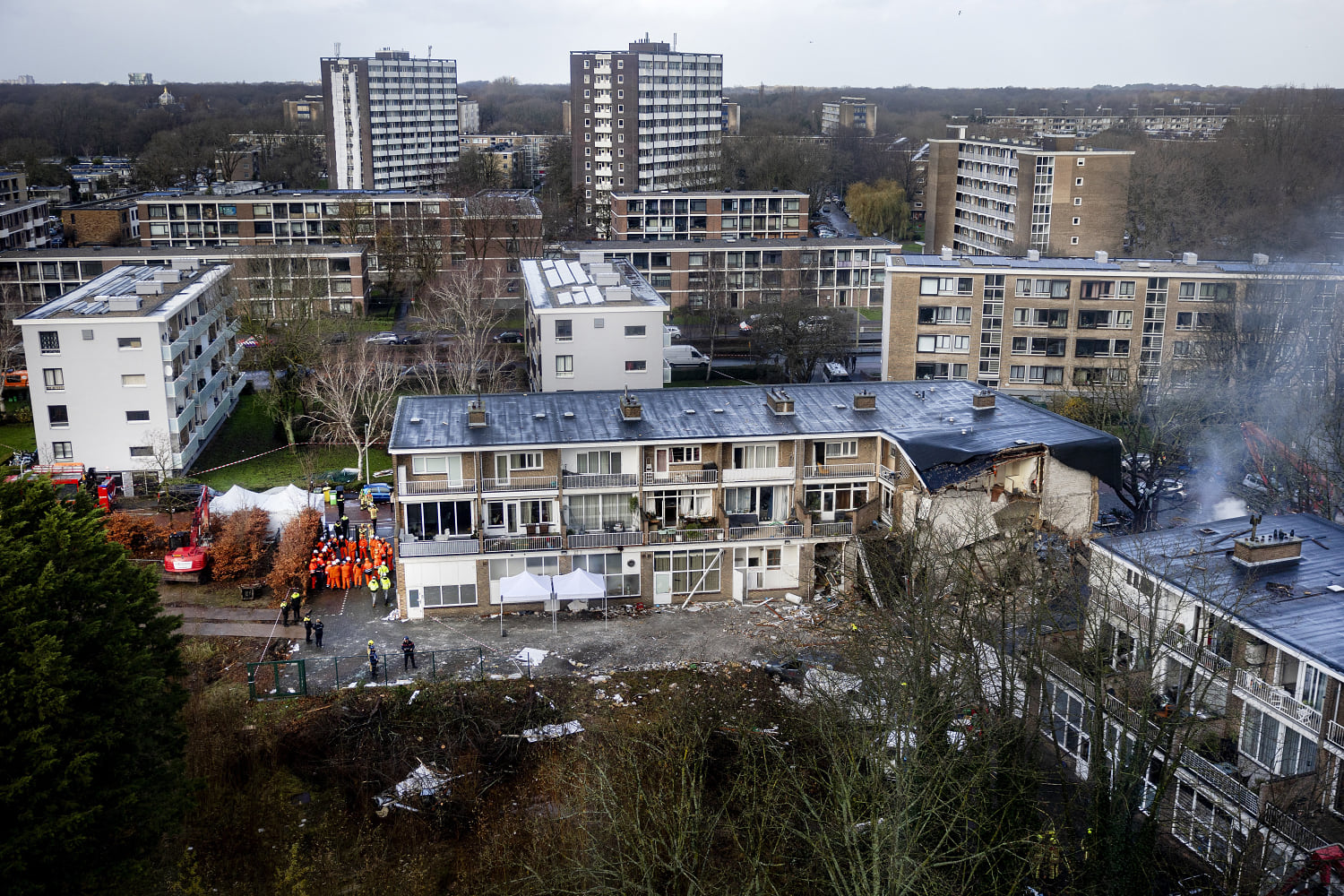 Explosion hits apartment block in The Netherlands