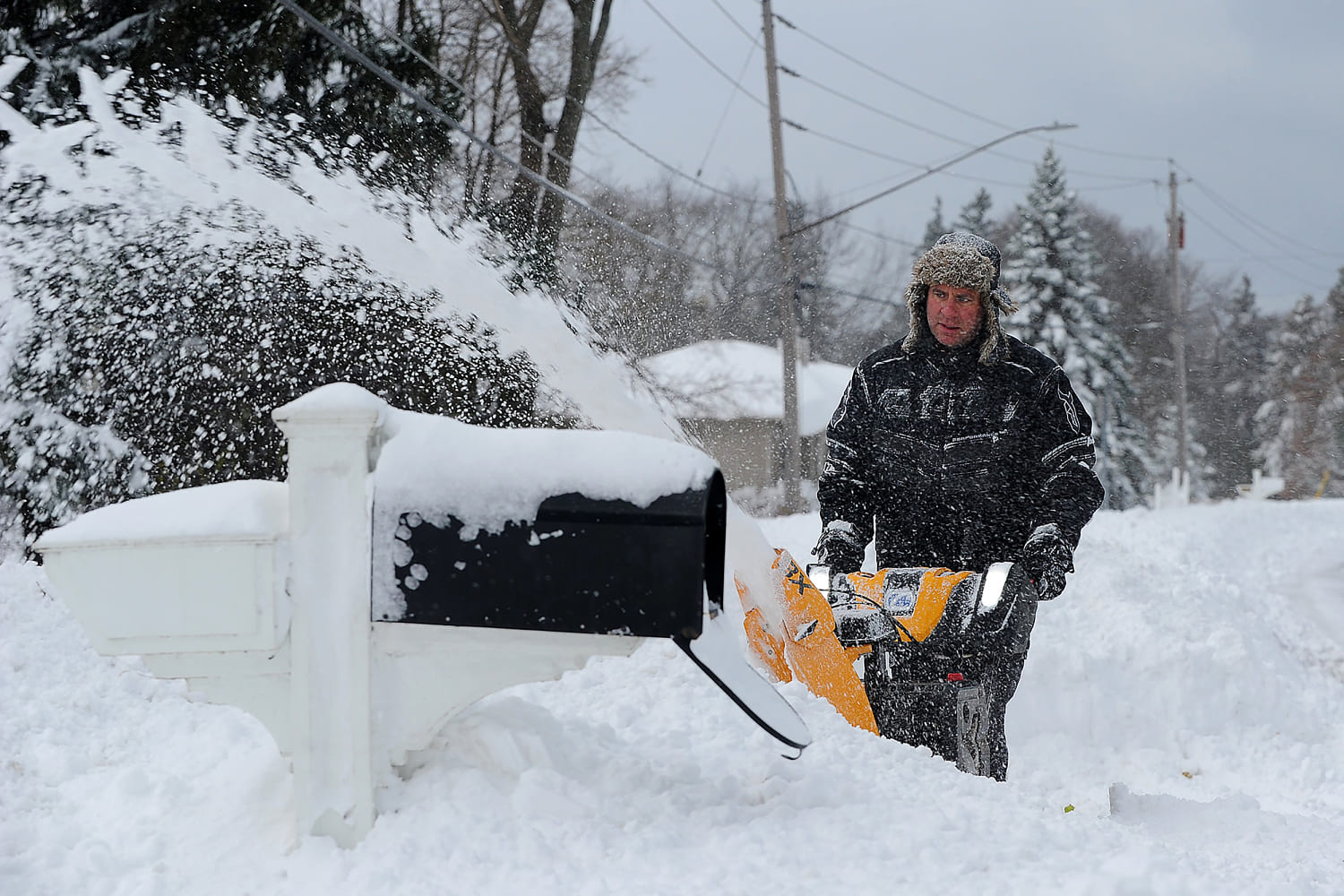 Winter weather alerts for 5 million people as snow continues to hit northern states