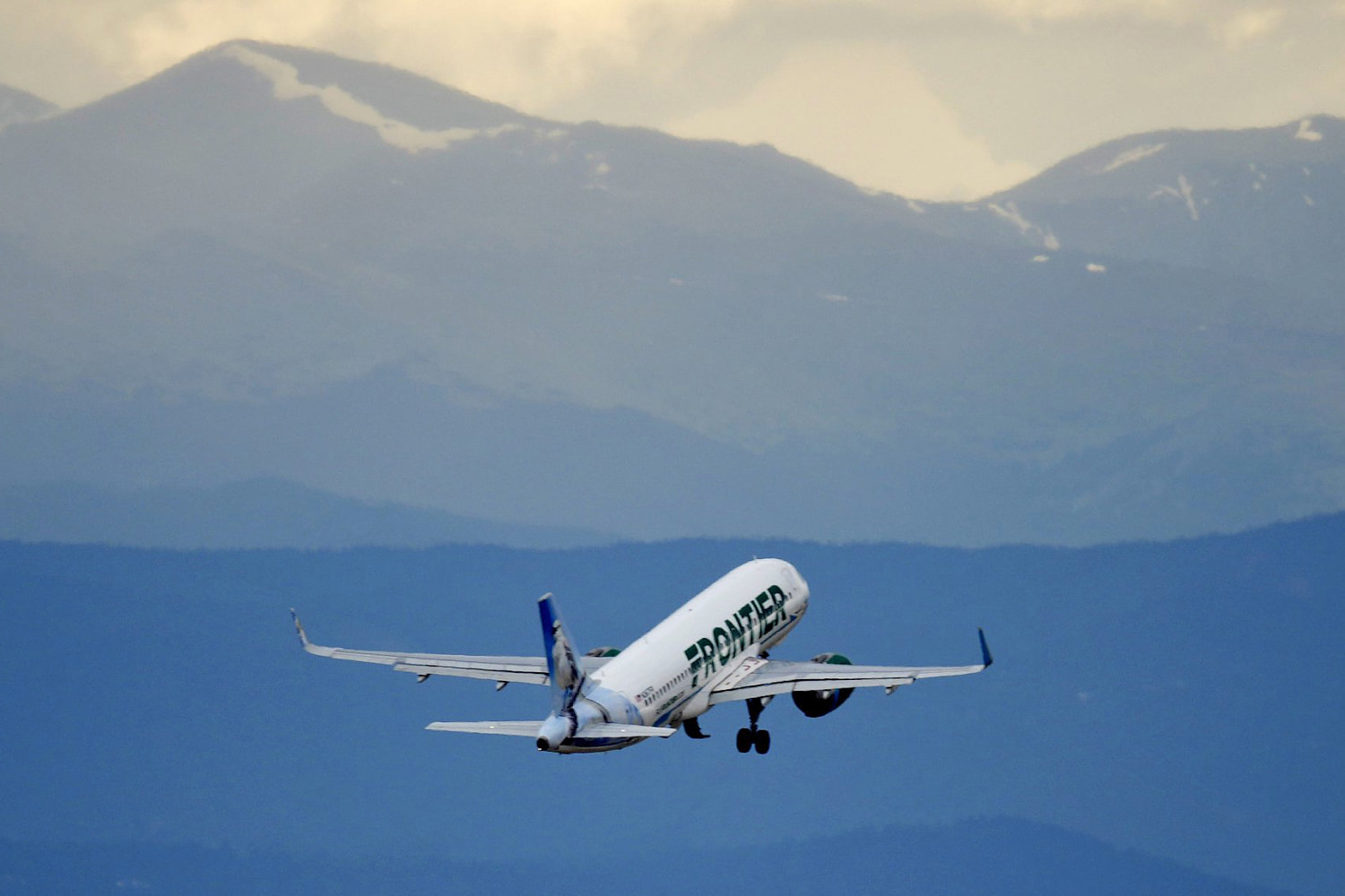 Frontier Airlines will install first-class seats as industry battles for high-paying flyers