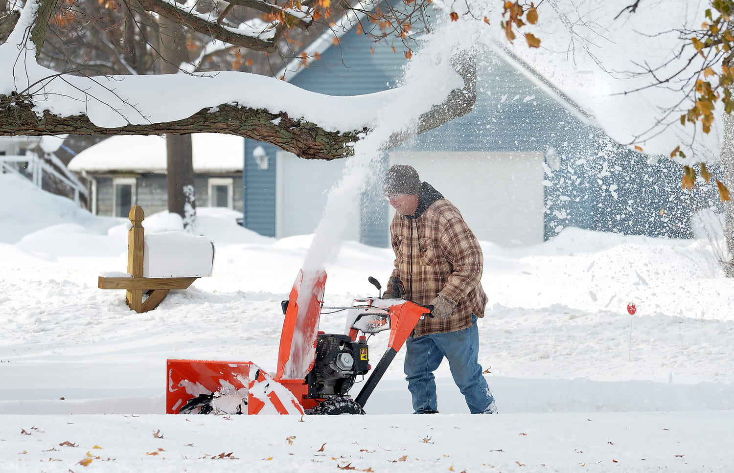 More snow, bitter cold to slam Northeast and Midwest in fast-moving clipper storm