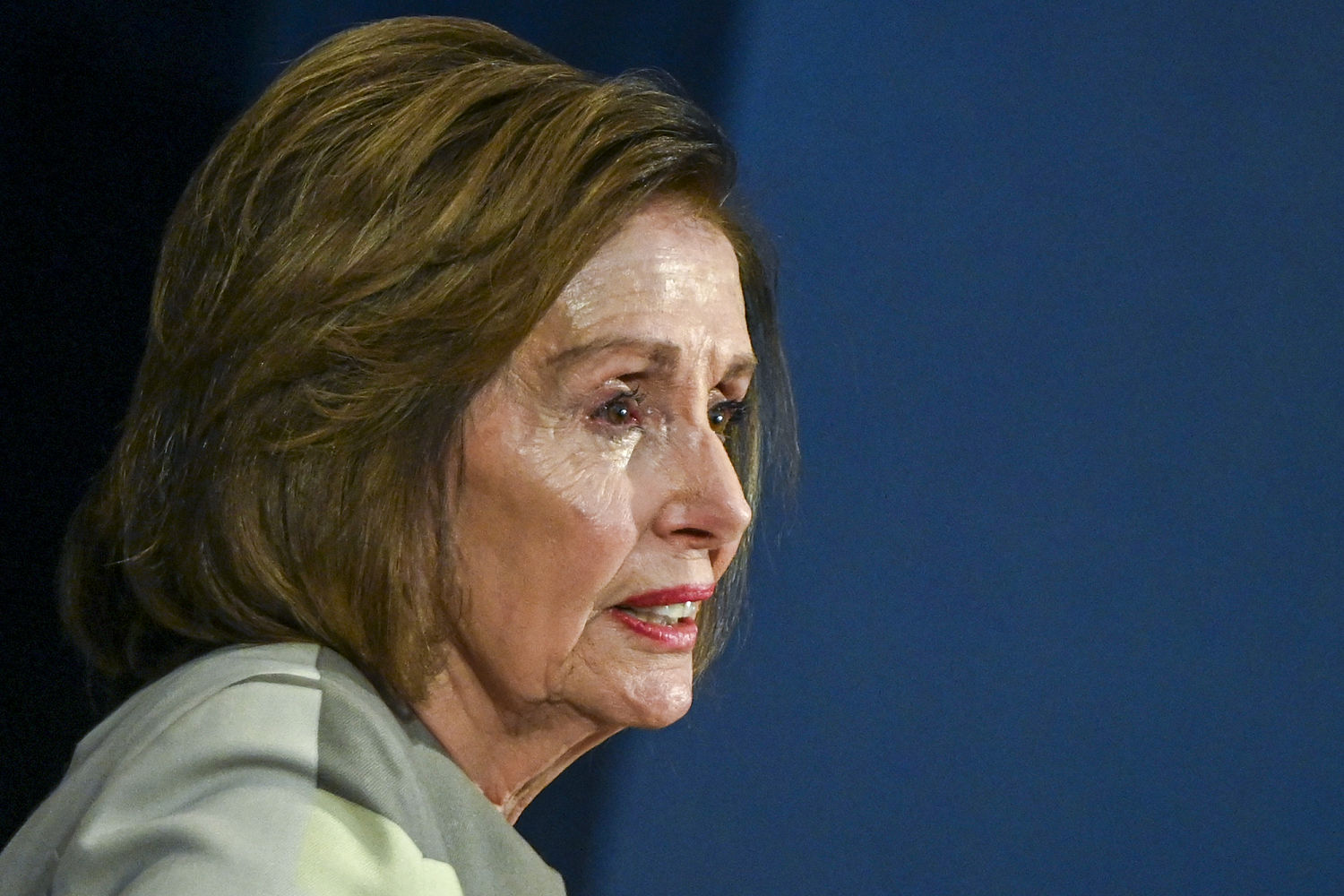 Former House Speaker Nancy Pelosi undergoes hip replacement after sustaining injuries in Europe