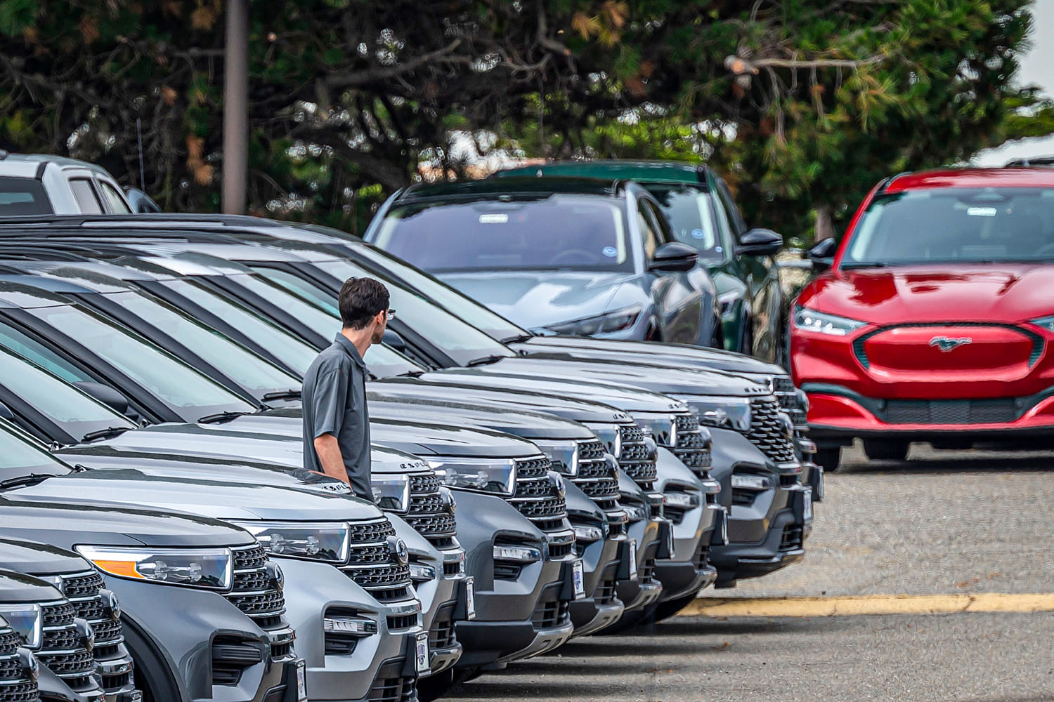 U.S. auto sales next year expected to be best since 2019