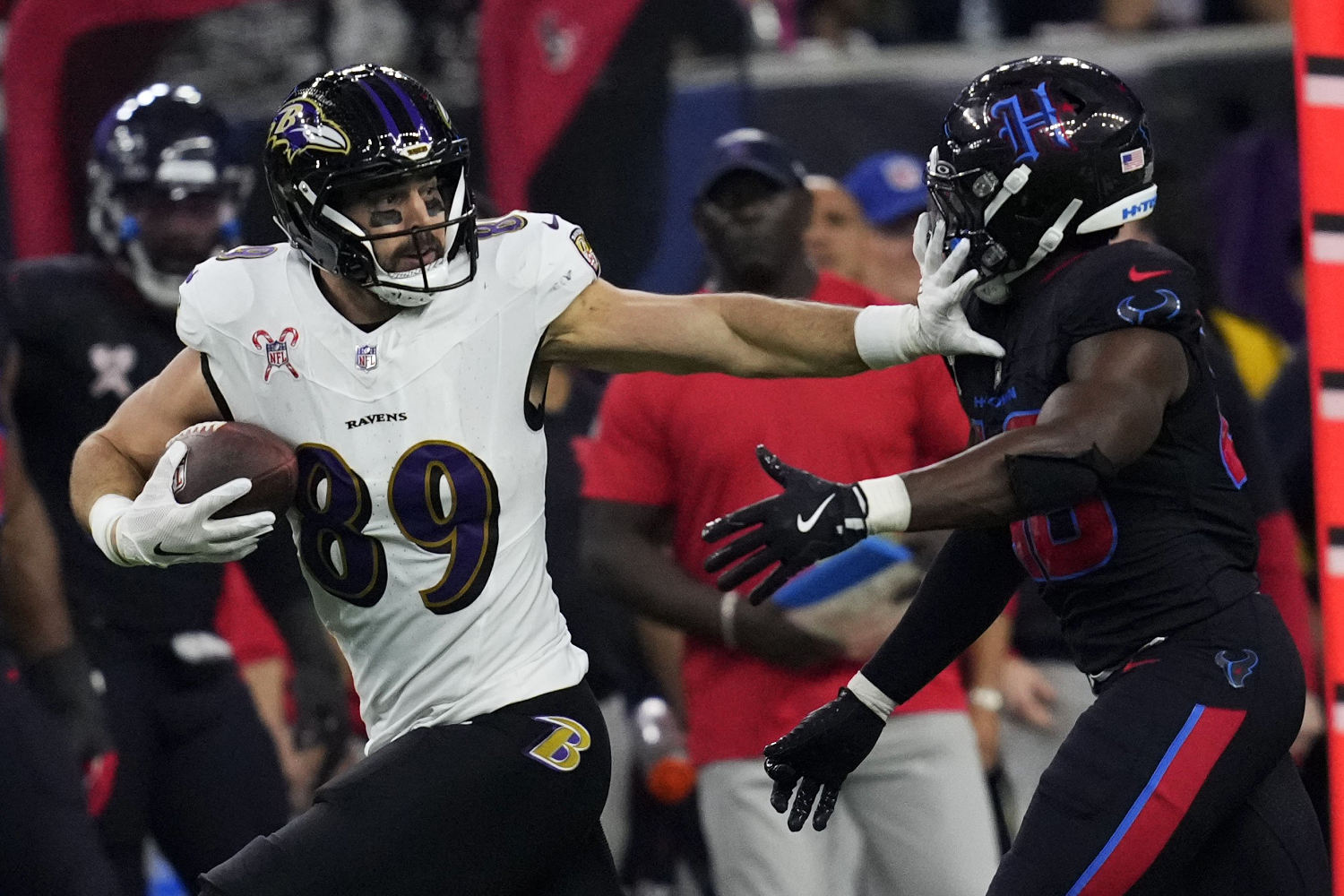 Ravens dominate Texans in first half of big Christmas matchup