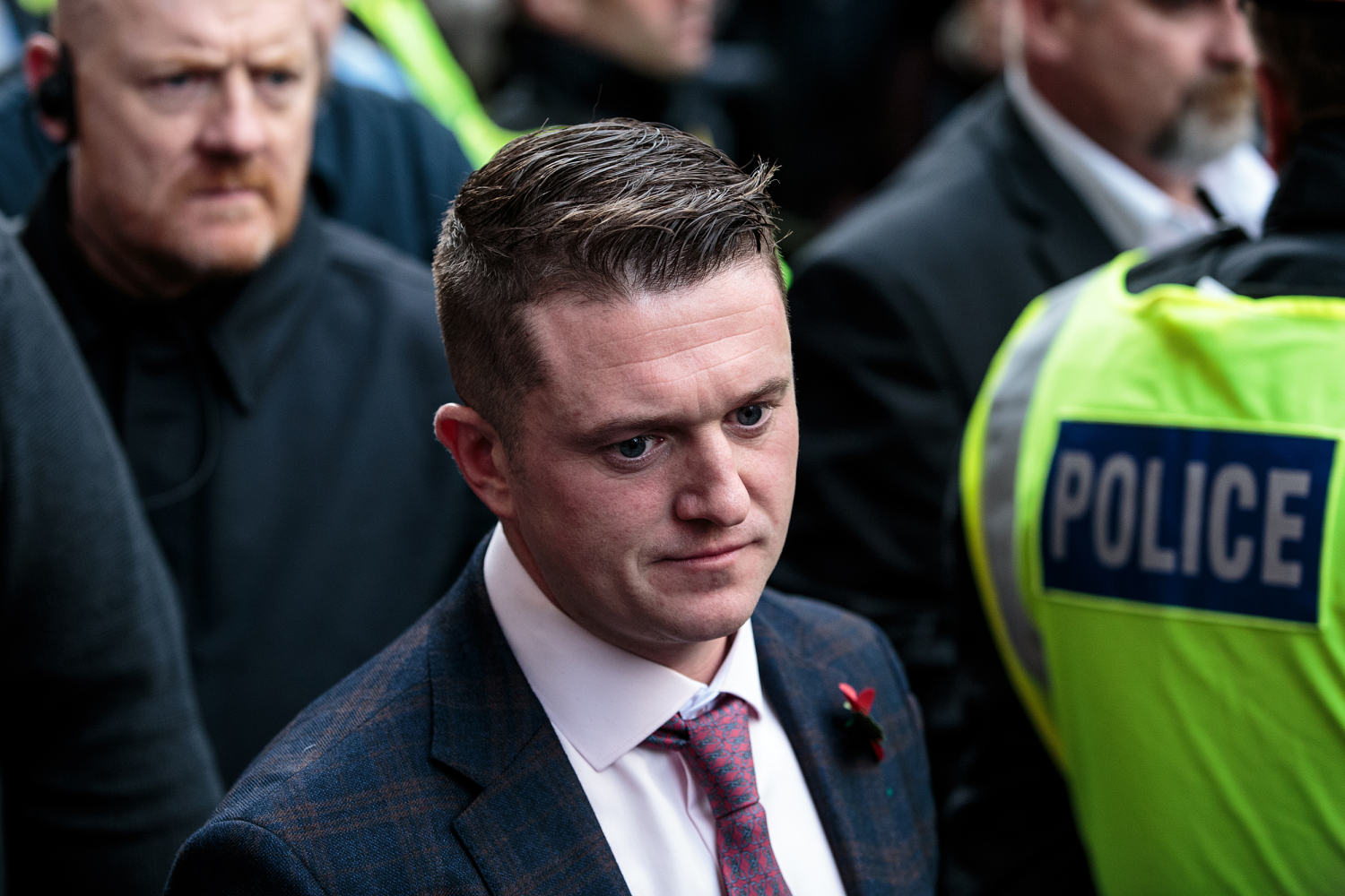 Who is Tommy Robinson and why does Elon Musk want him freed from jail?