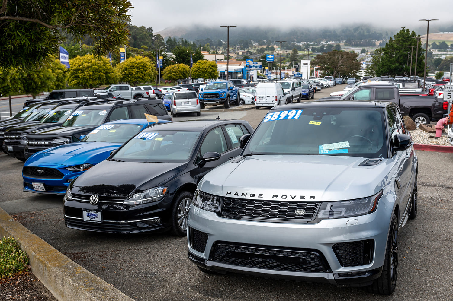 Used vehicle prices expected to continue to stabilize in 2025 after pandemic volatility