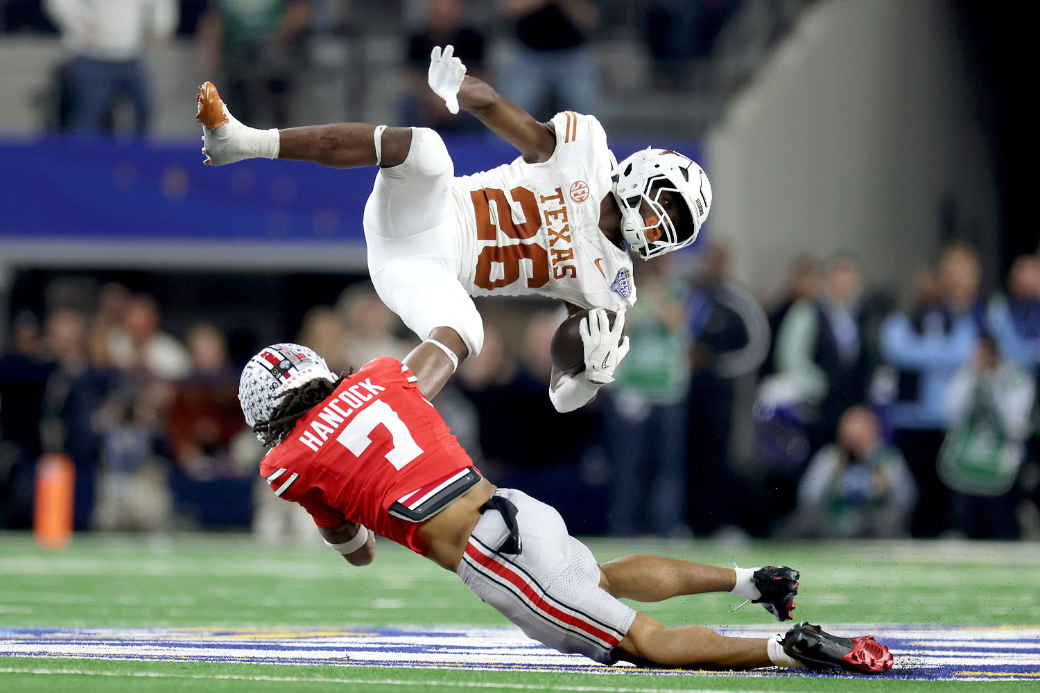 Ohio State and Texas tied early in fourth quarter of the Cotton Bowl