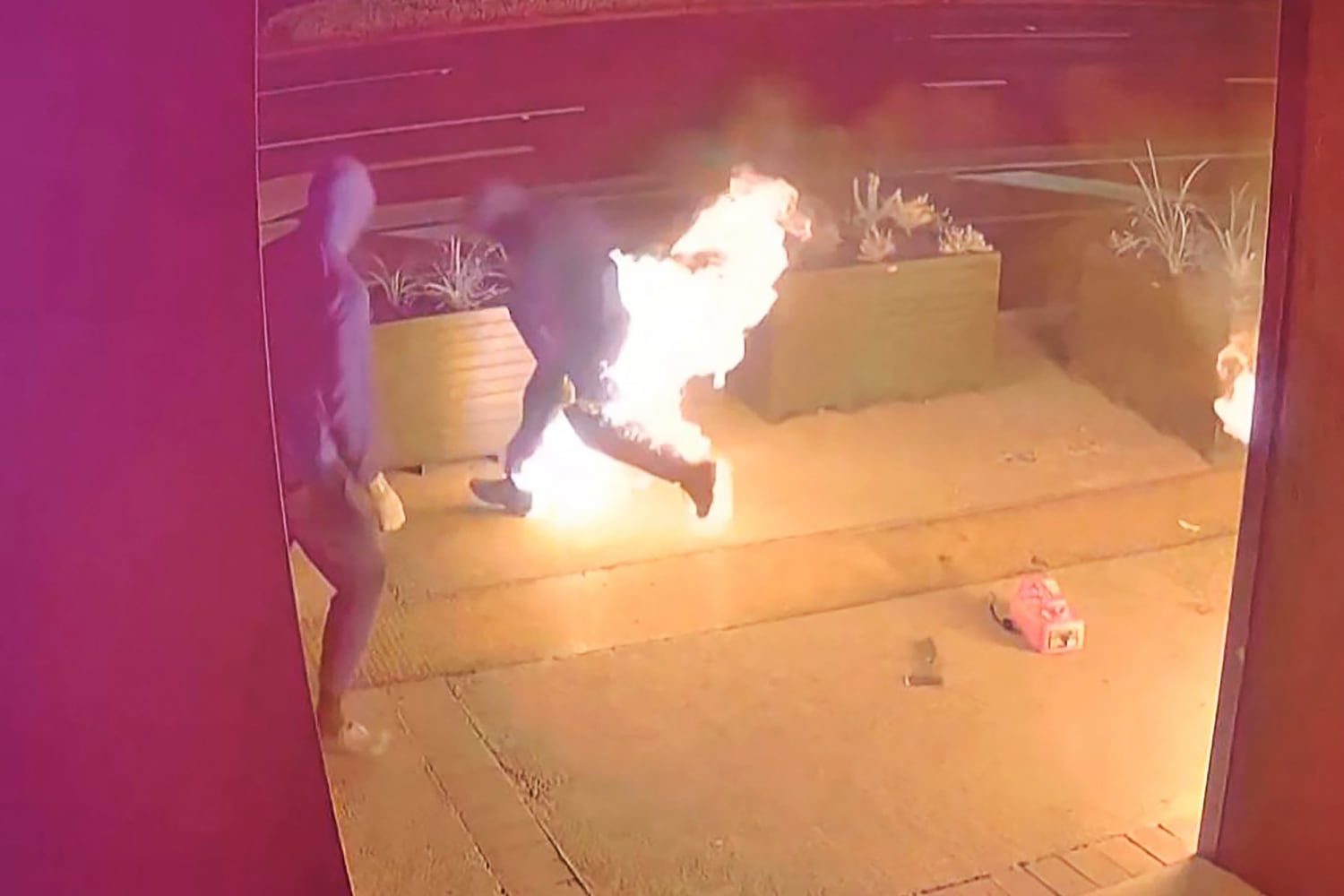 Inept arsonist set his own pants on fire in Australia