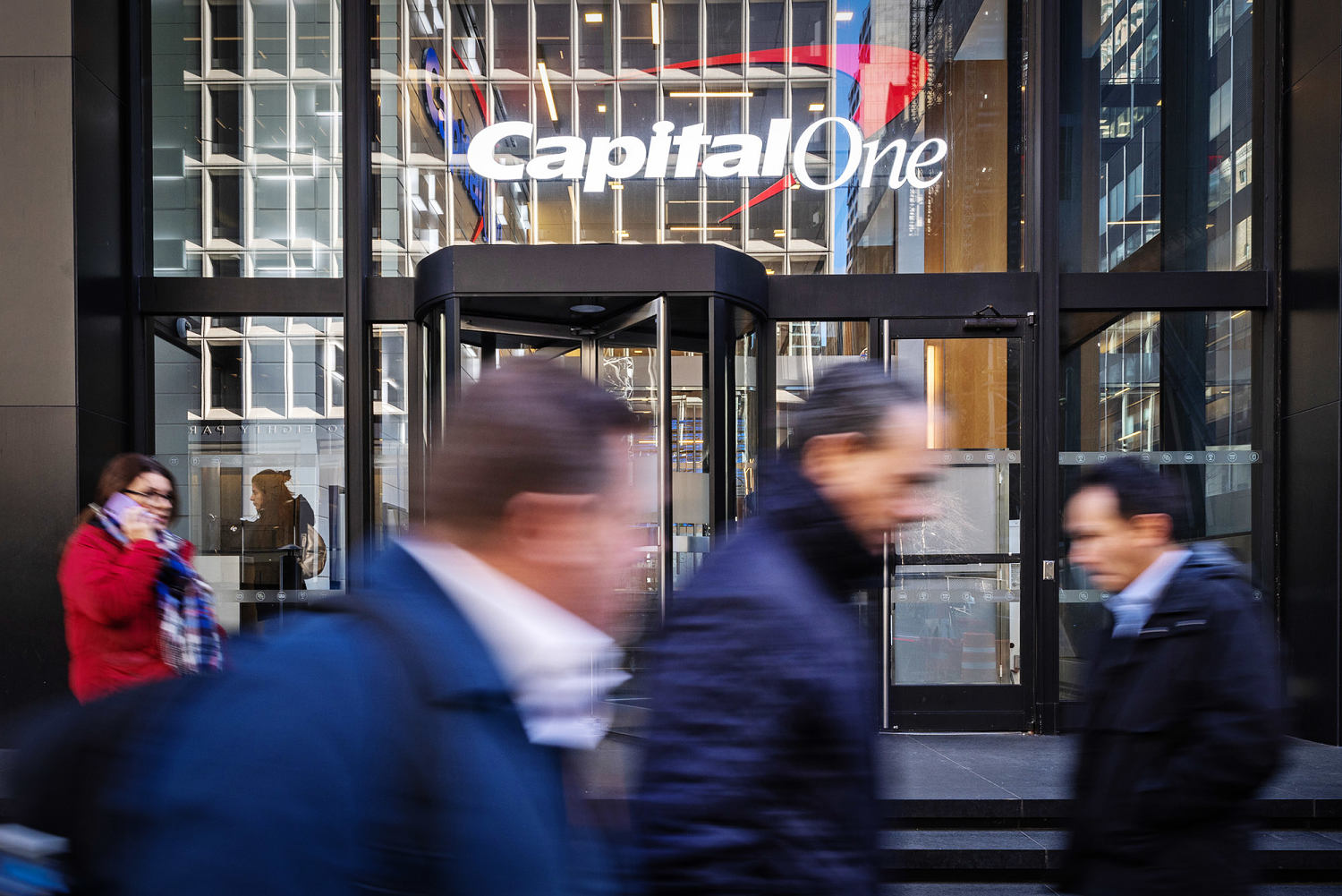 Capital One acknowledges 'outage' as users report issues accessing deposits