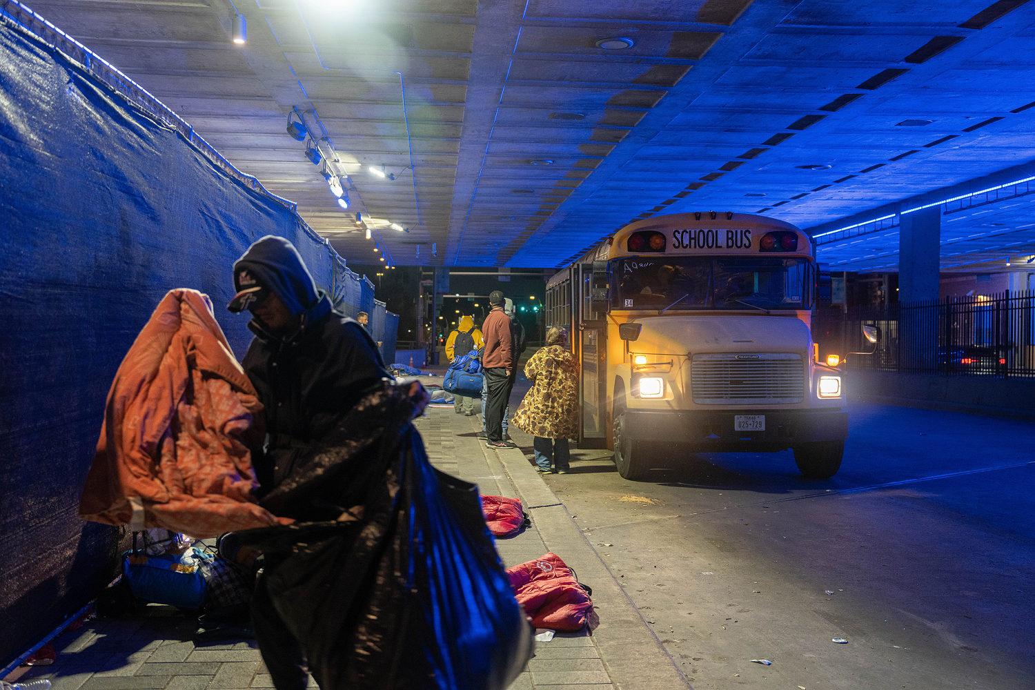 Dangerous 'rare winter storm' hits Gulf Coast as it braces for historic snowfall