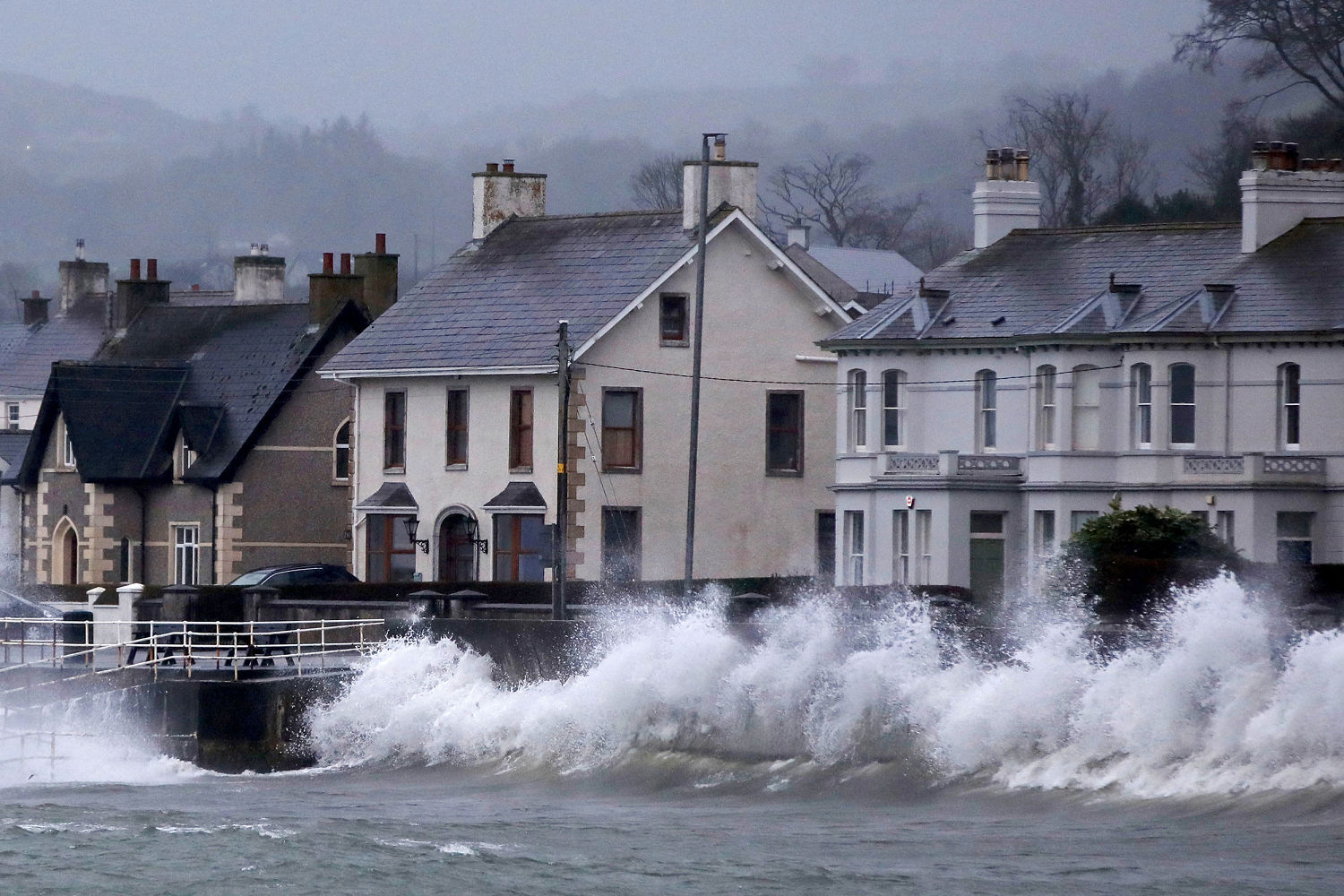 Ireland, Northern Ireland battered by record winds from Storm Eowyn