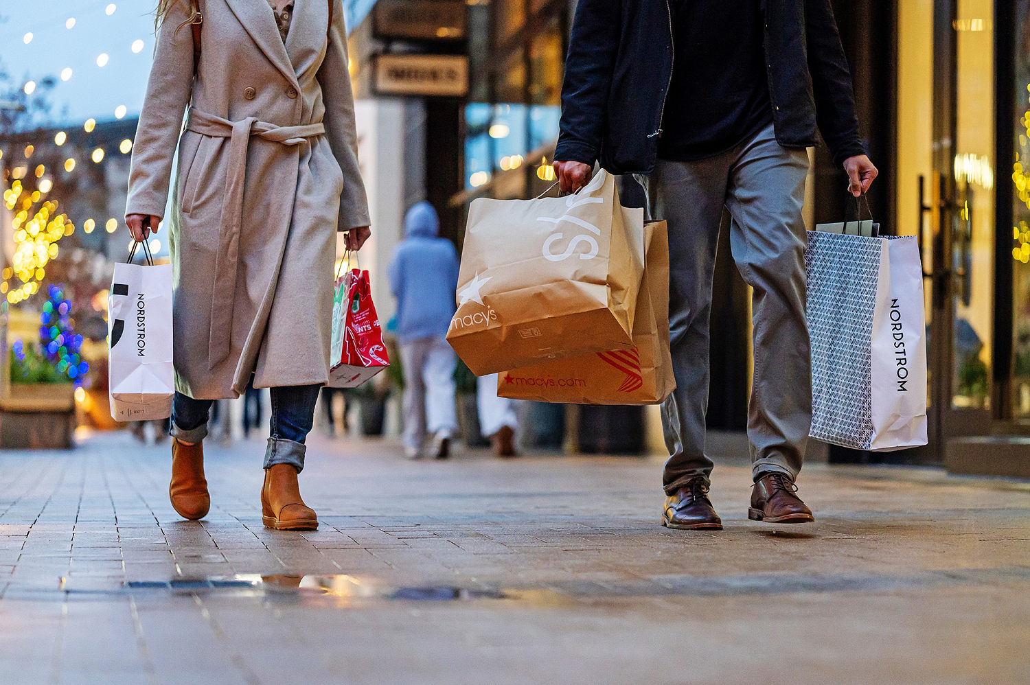 Credit card bills are coming due after a record holiday shopping season