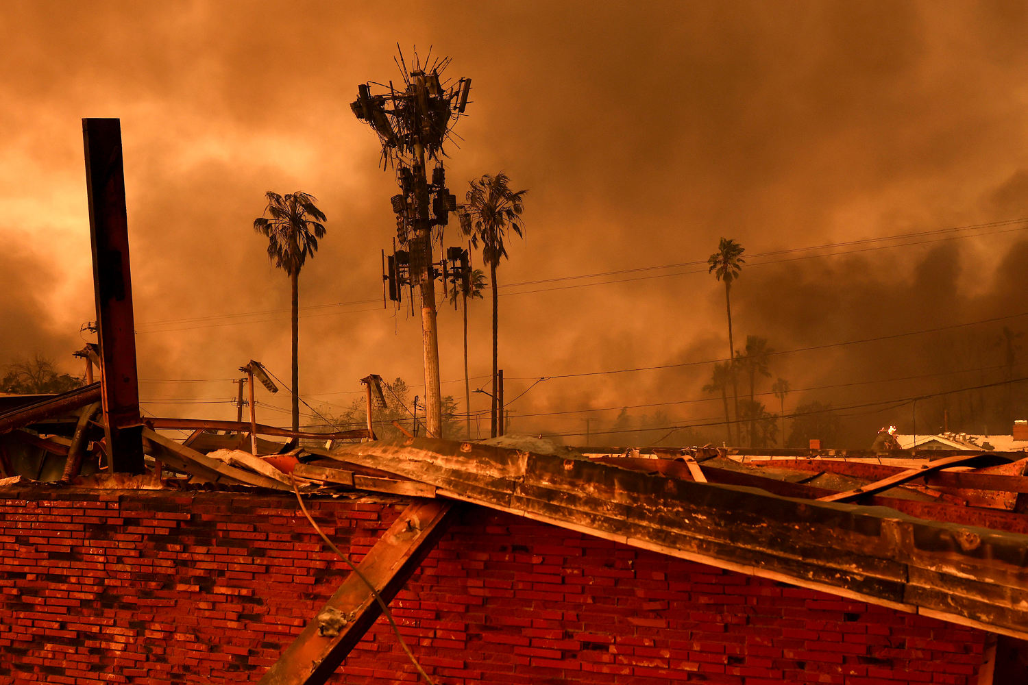 Power line had increase in current on day of Eaton Fire, California utility says