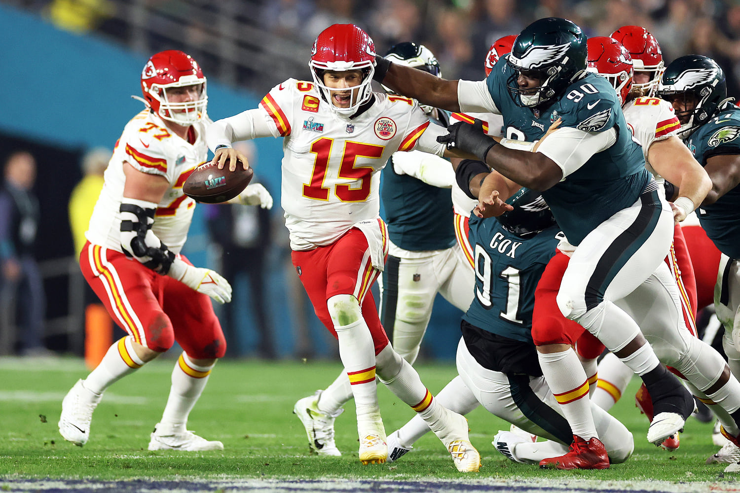 NFL stars, celebrities predict Chiefs vs. Eagles in the Super Bowl