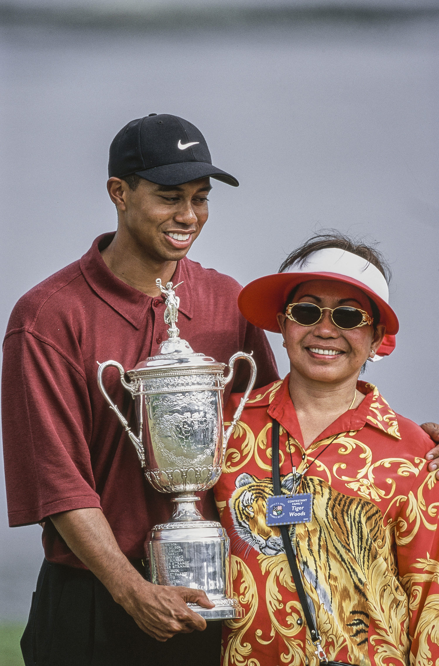 Tiger Woods announces his mother, Kultida Woods, has died