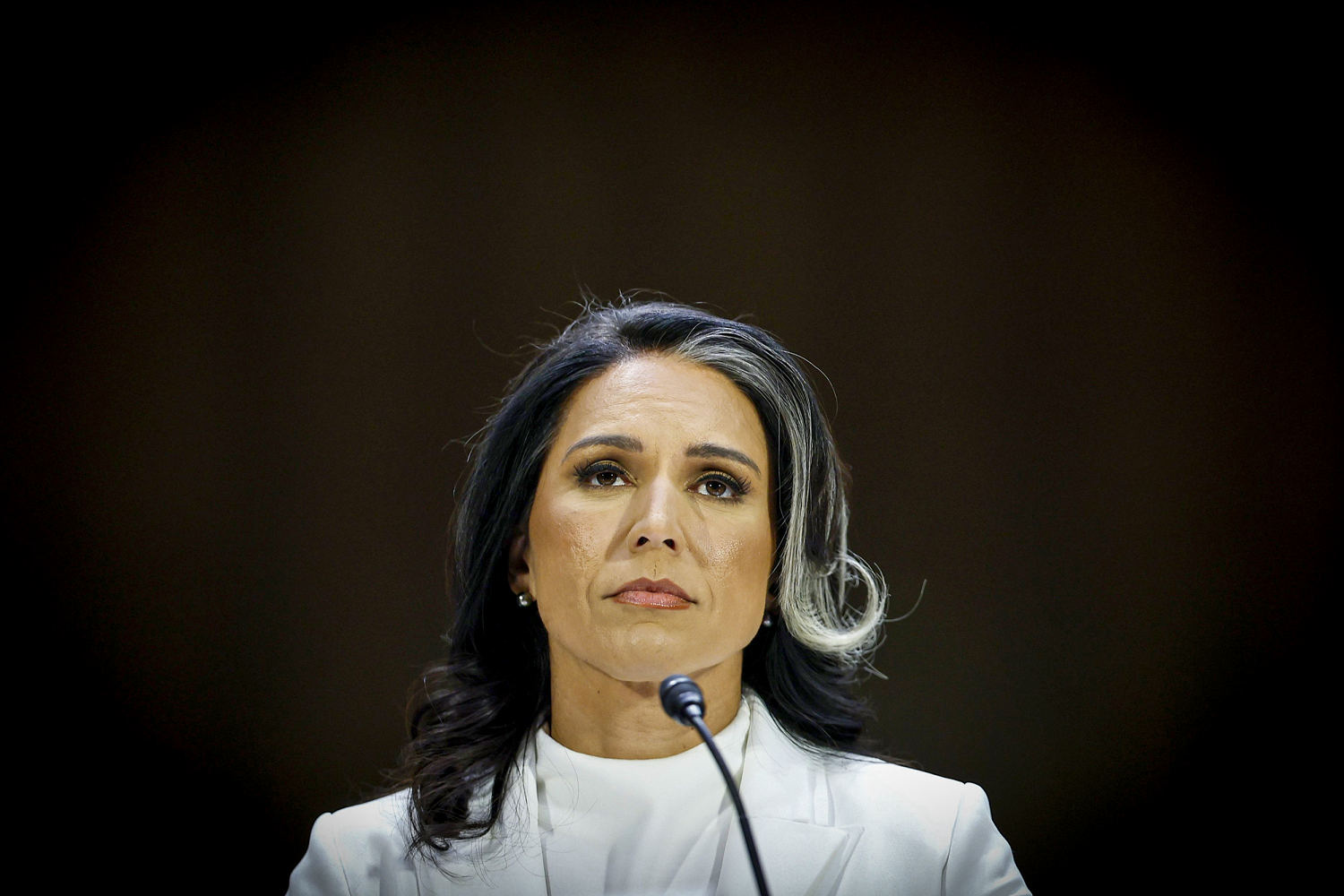 Tulsi Gabbard’s DNI nomination heads to full Senate vote after clearing intel committee