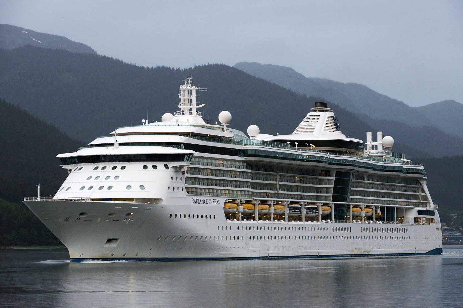 More than 90 sickened with gastrointestinal illness on Royal Caribbean cruise ship