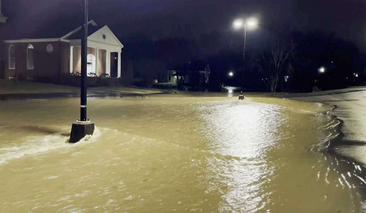 Possible tornado kills at least 2 and causes widespread damage in Tennessee