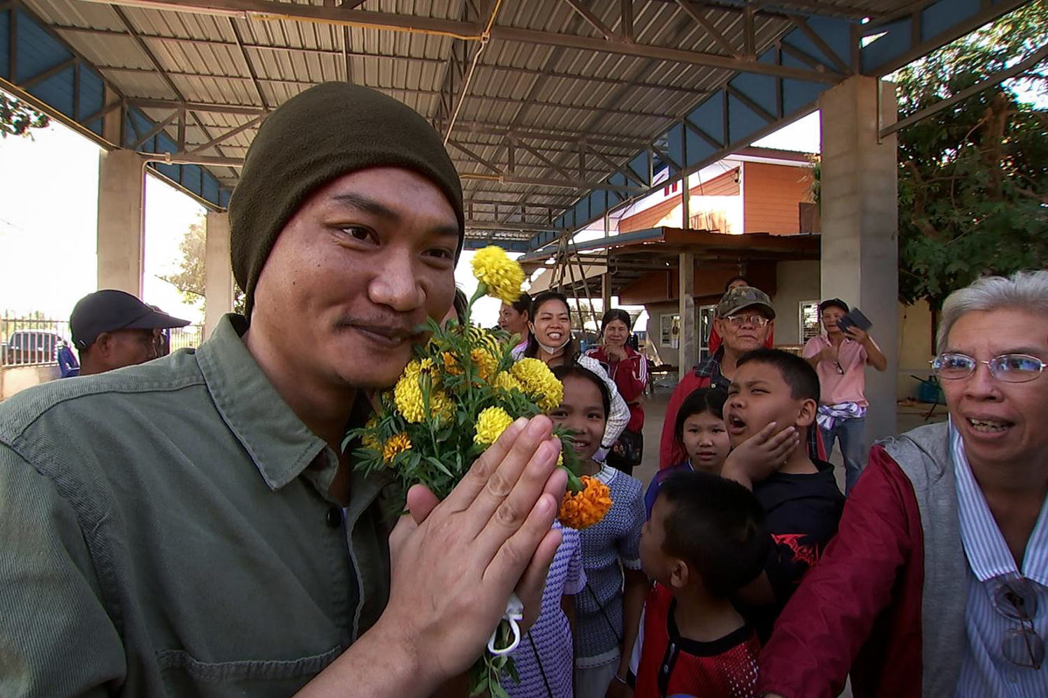 'It's like being reborn': Emotional reunions and heroes' welcome for Thai hostages released by Hamas