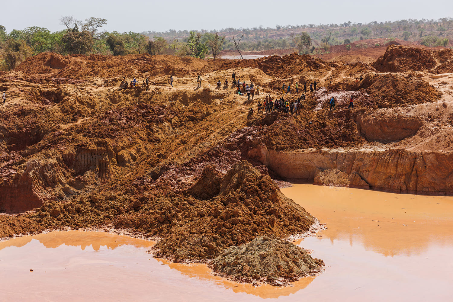 Gold mine collapse in Mali kills 42, injures several others