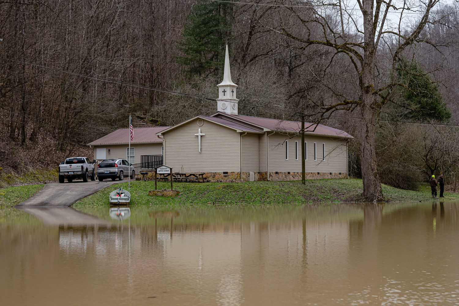 Kentucky death toll rises to 21 as Gov. Beshear announces disaster declaration