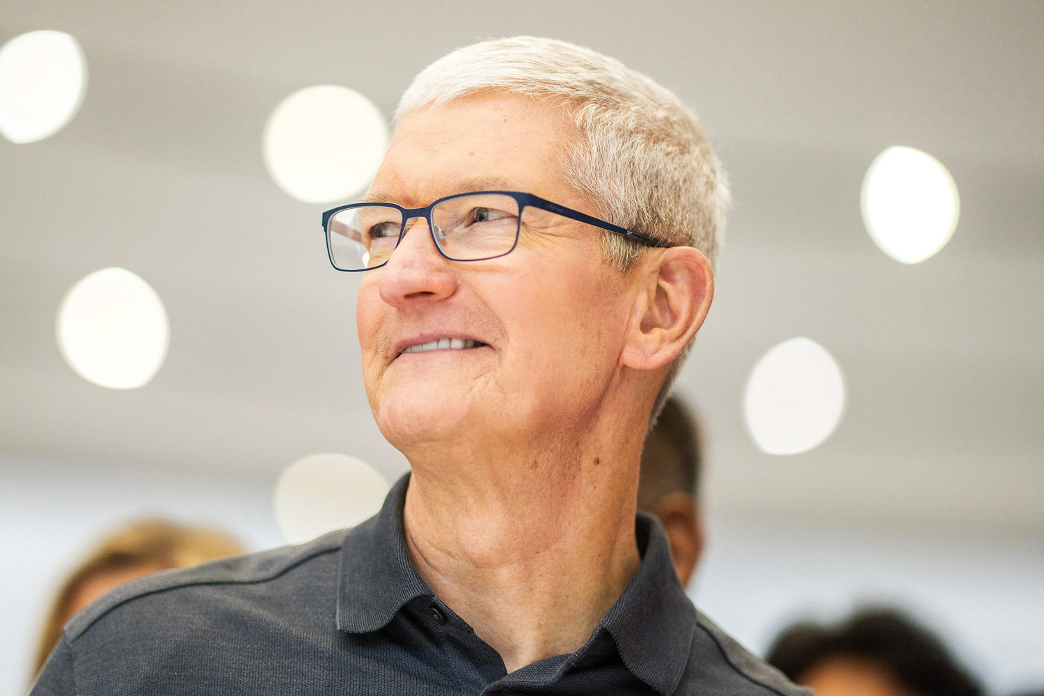 Apple shareholders reject ban on diversity programs