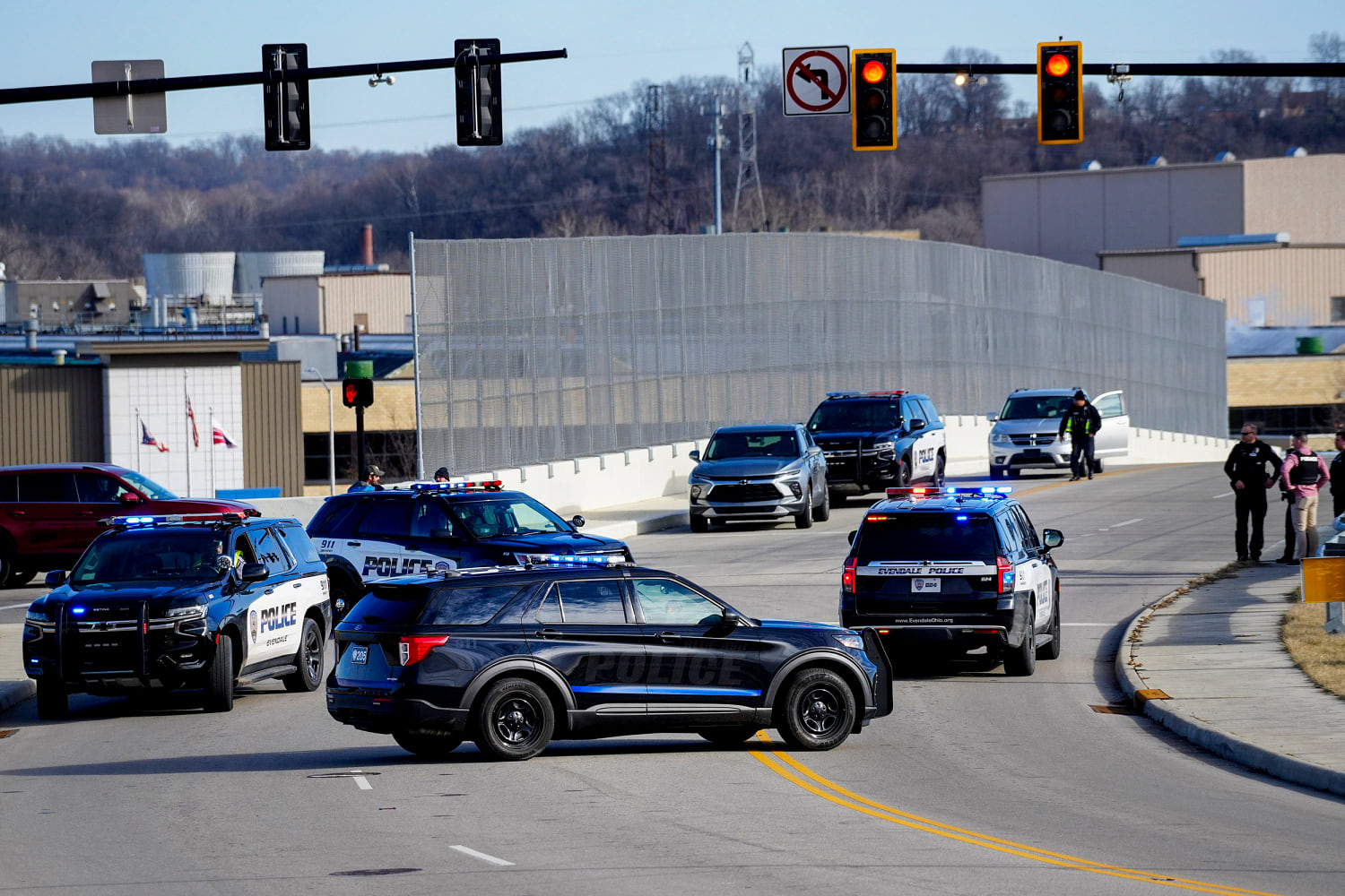 Ohio town orders review of police response to neo-Nazi demonstrators